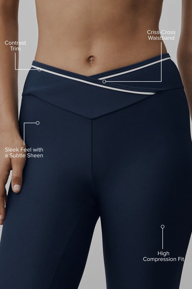 Airlift High-Waist Trifecta Legging | Alo Yoga