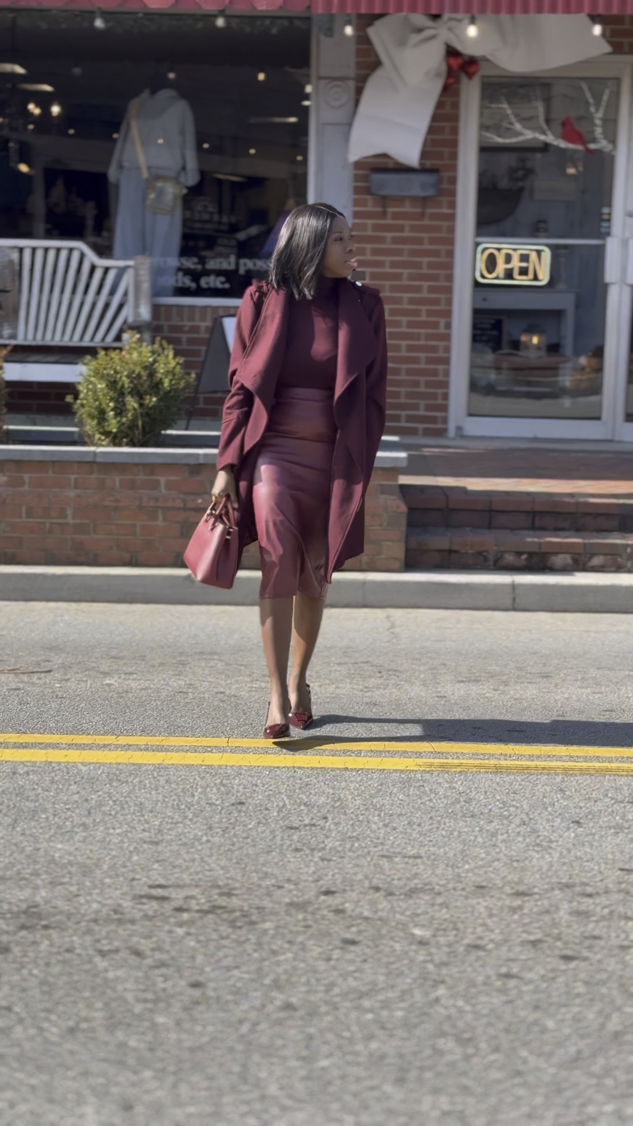 Burgundy 🍷

#LTKFindsUnder100 #LTKSeasonal #LTKStyleTip