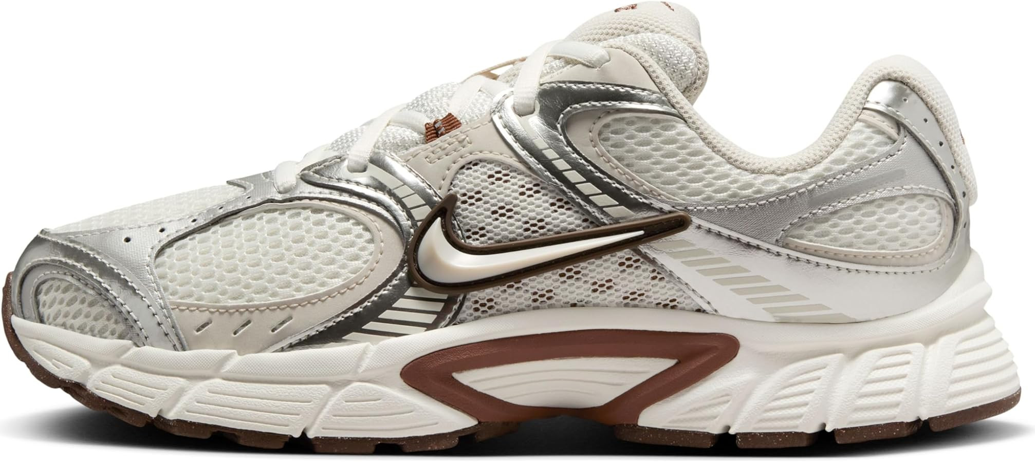 Nike Women's V5 Runner Sneaker | Amazon (US)