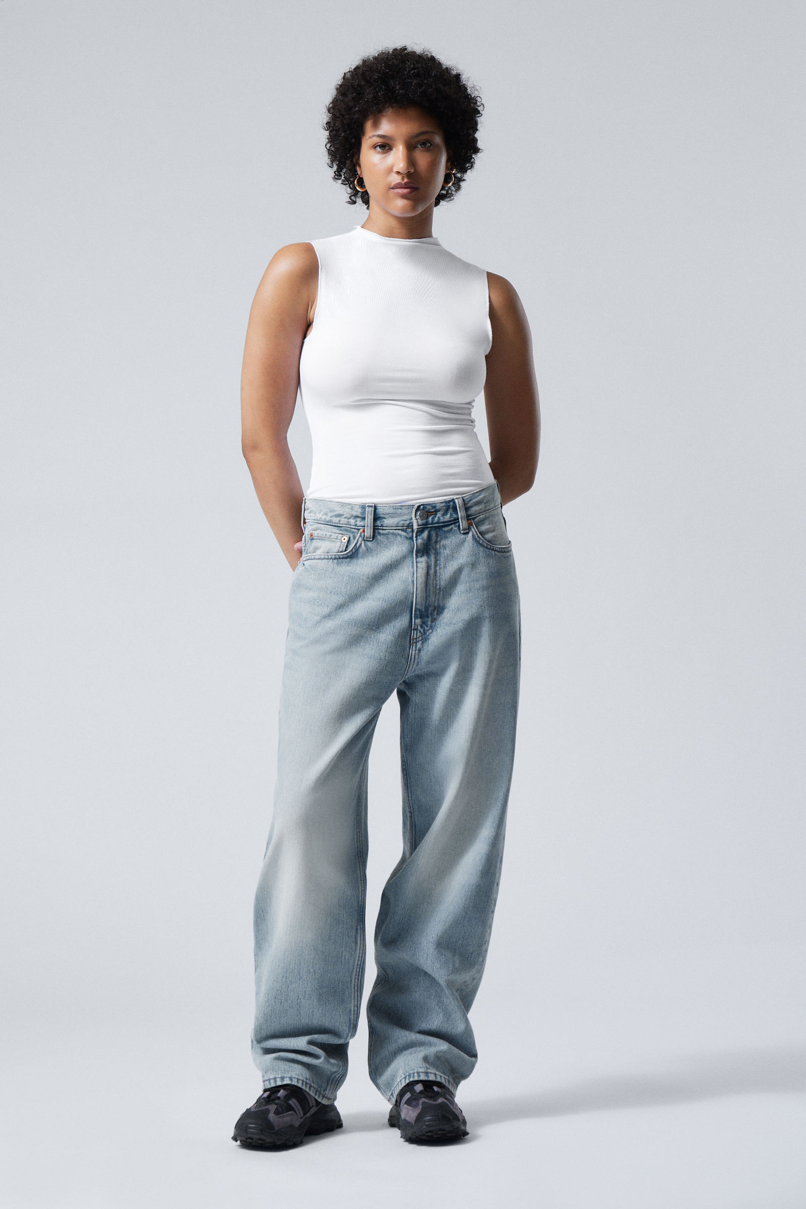 Locker geschnittene Jeans Galaxy | Weekday