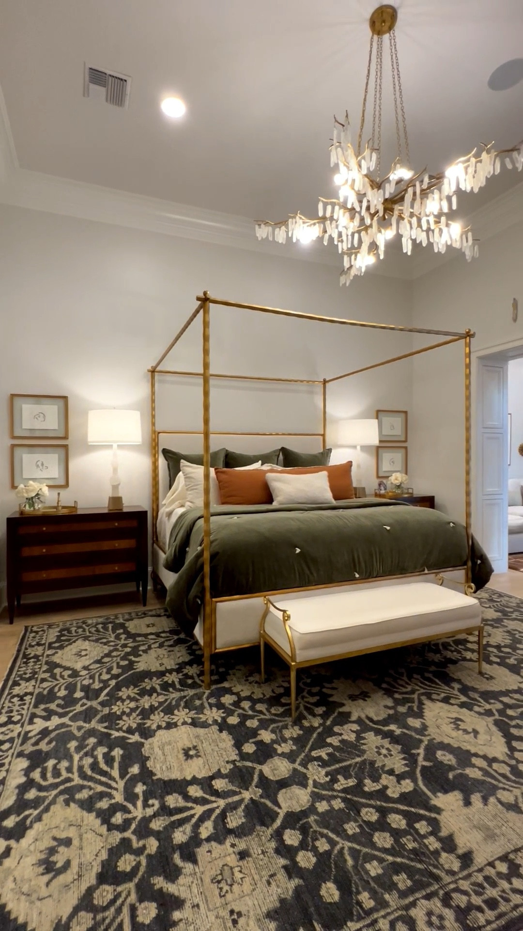 Obsessed with this bed! 

#LTKHome