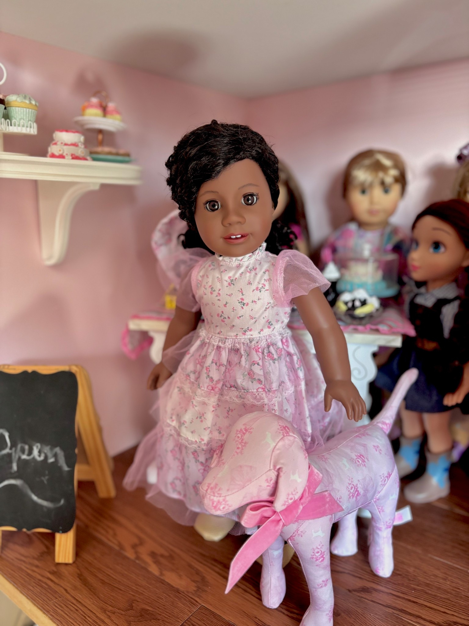 Zuri has arrived to the AG Bakery to pickup some sweet treats today!🧁 #LTKToys #LTKDolls #Dolls 