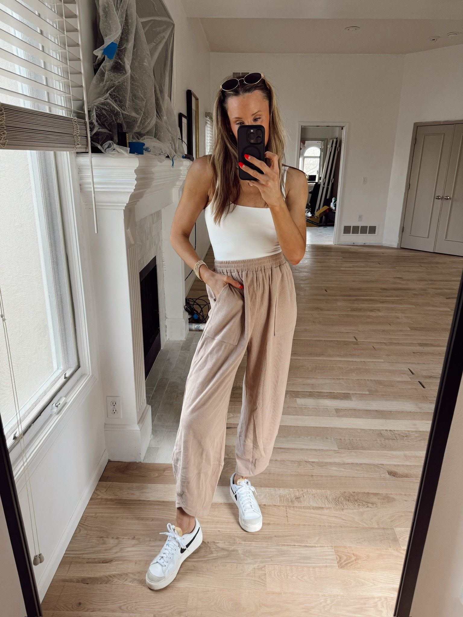 Not ready for shorts yet? These lightweight pants are the perfect in-between for spring & summer 🤍

#LTKmomlife #LTKSeasonal #LTKootd
