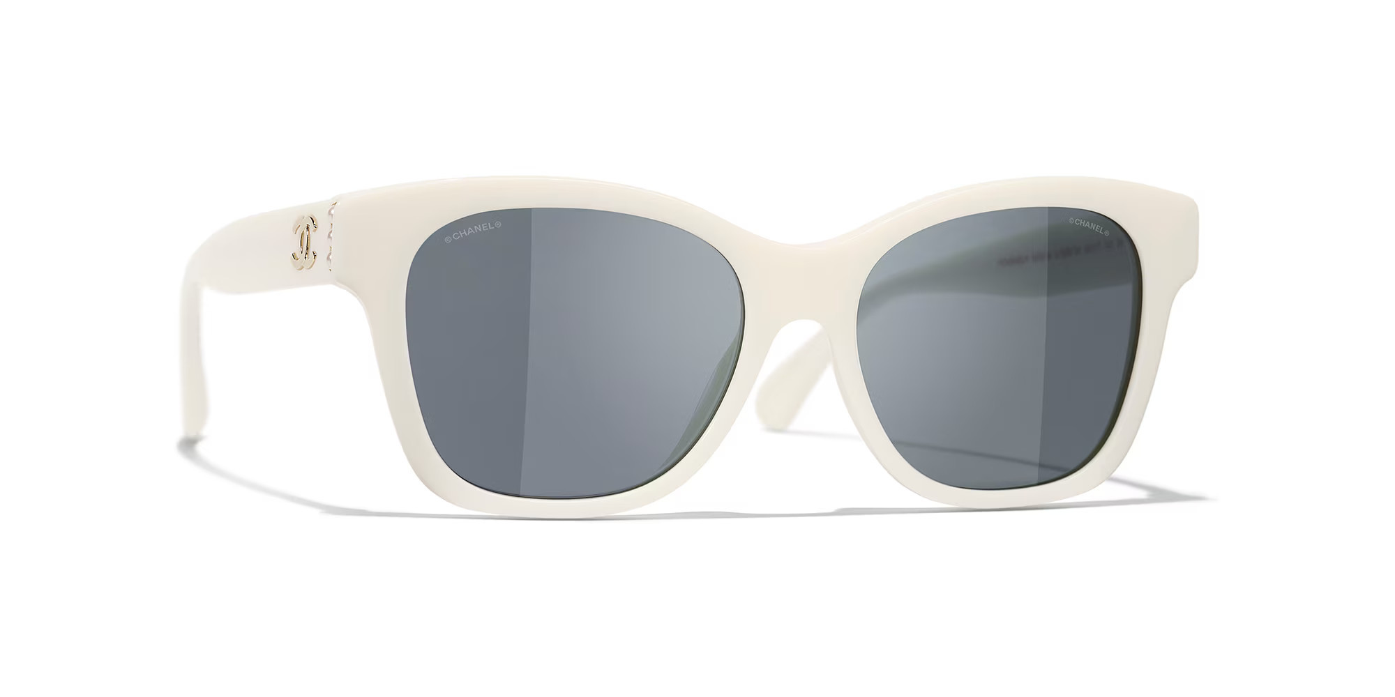 Chanel Woman Sunglass Square Sunglasses CH5482H - Frame color: White, Lens color: Grey | Sunglass Hut EU