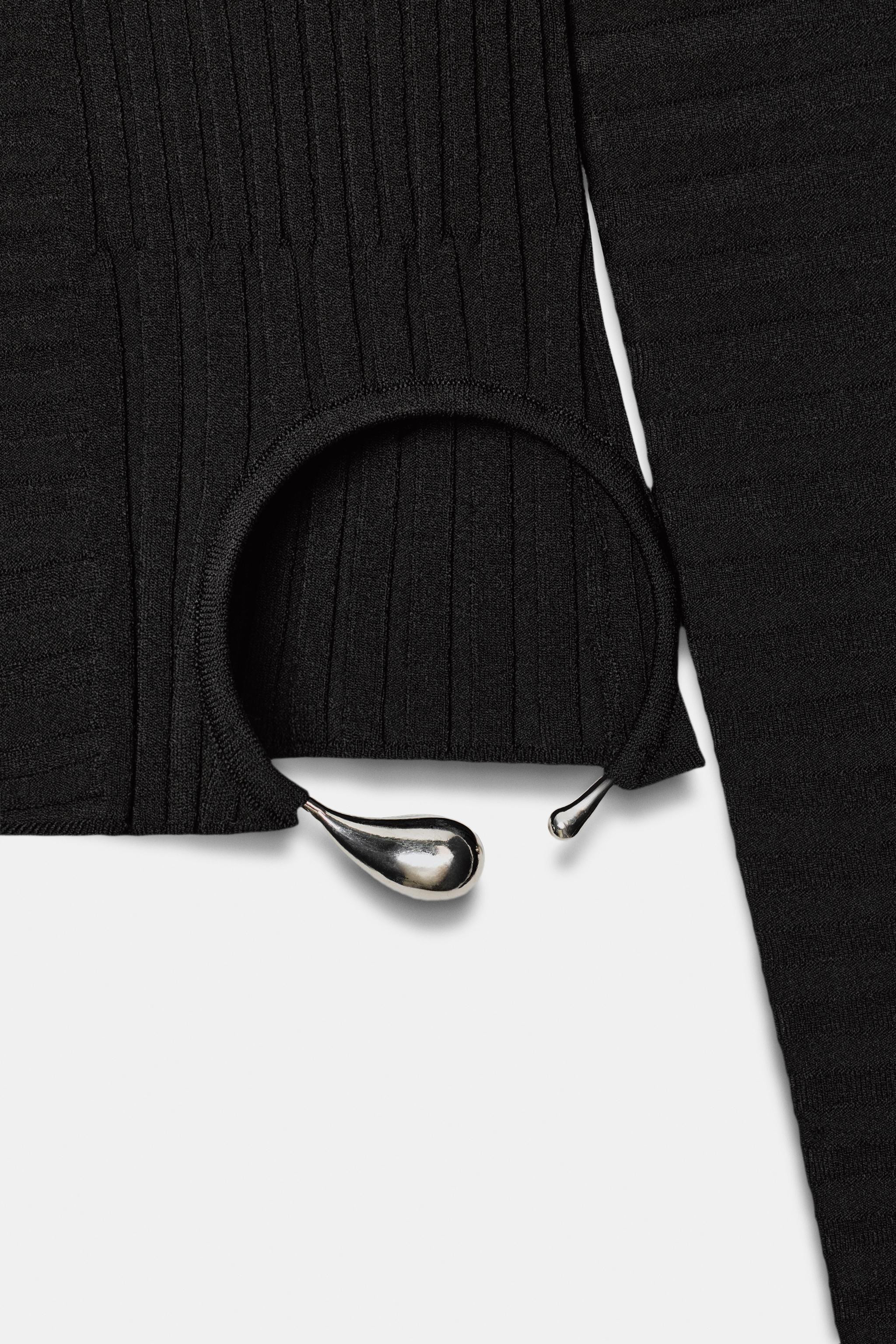 RIBBED KNIT TOP WITH APPLIQUÉ | Zara US