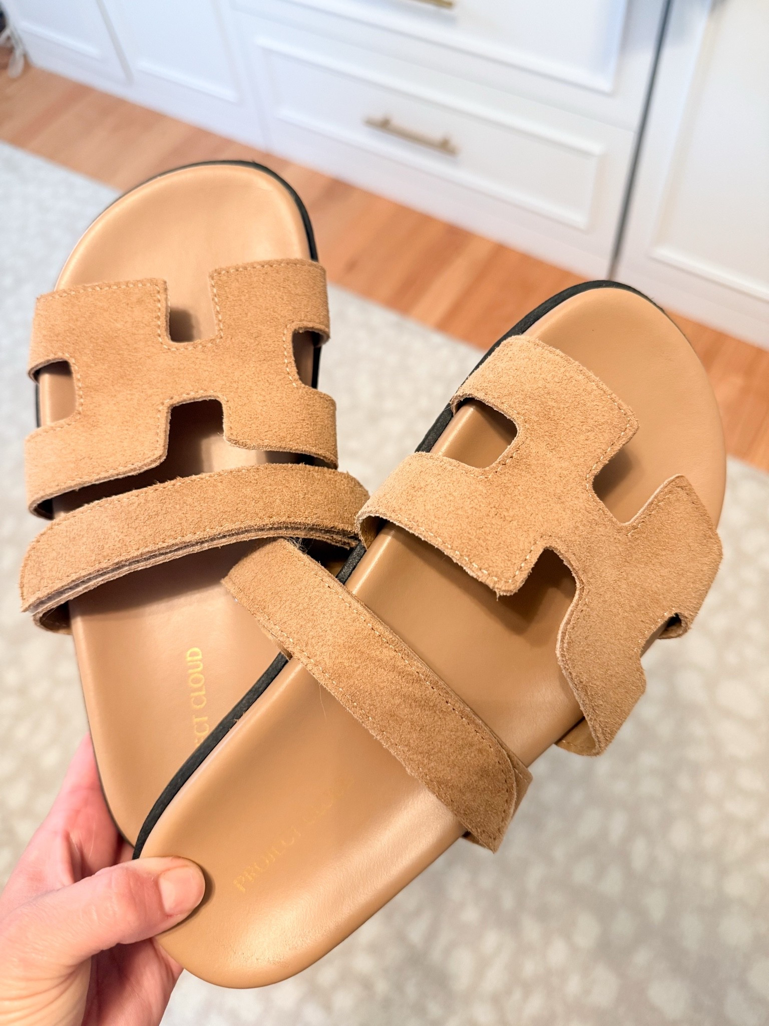 Theee most comfortable designer inspired sandals!! Holy cow feels like I’m walking on a cloud. Come in so many colors and fit TTS!

#LTKmomlife