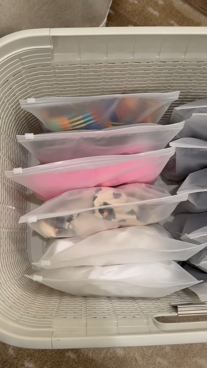 Struggling with how to organize your swimwear? We love these zipper bags that help keep your closet organized (+ packing for upcoming trips) much easier! 👙🩱👏🏻

#LTKActive #LTKSwim #LTKU