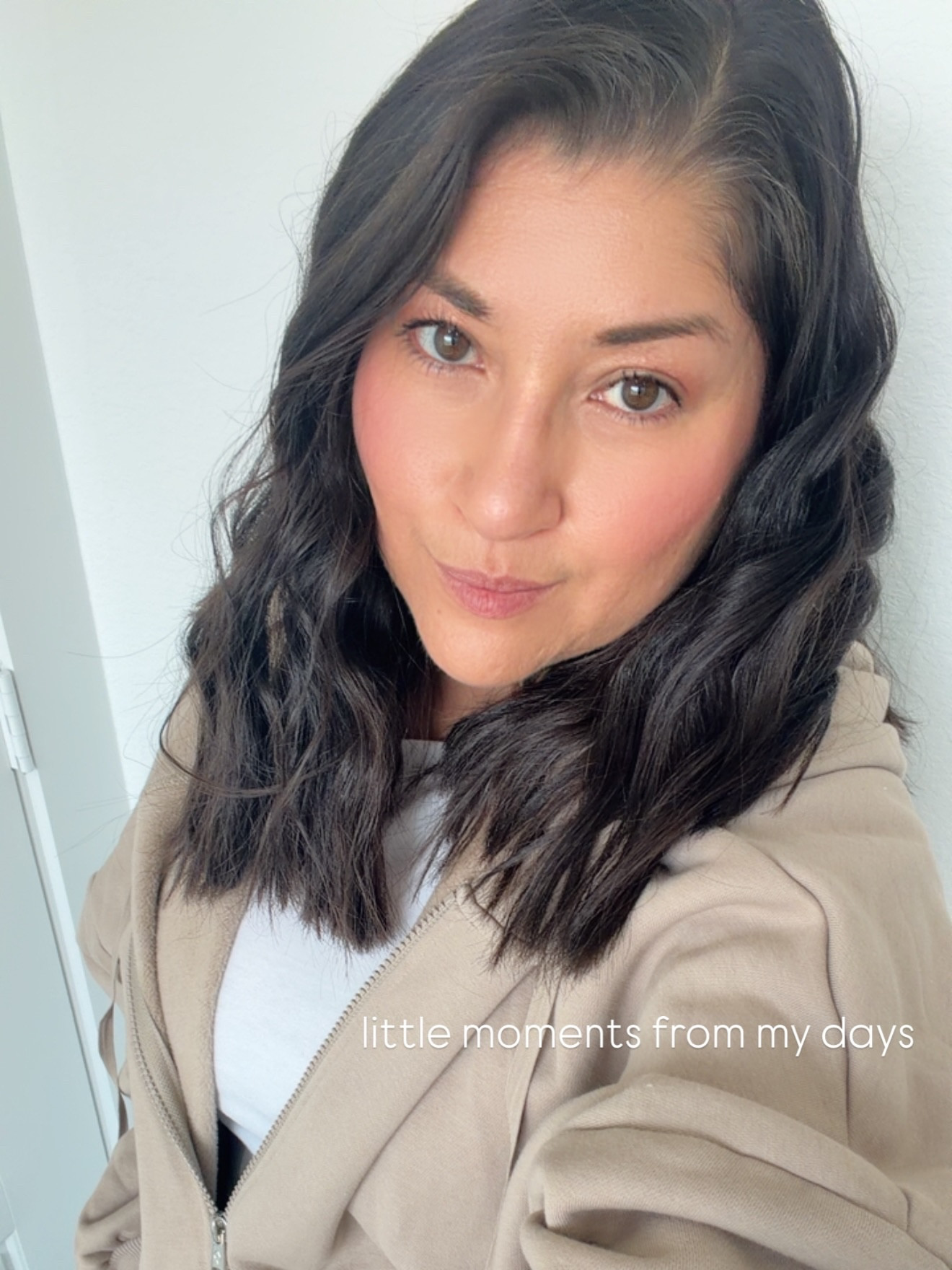 My favorite hoodie, pjs, coffee, self care
#liferoutine #everydaymoments #realdaysoflife 
#coffeefirst #momlifeunfiltered

#LTKvlog #LTKdayinmylife #LTKselfcare