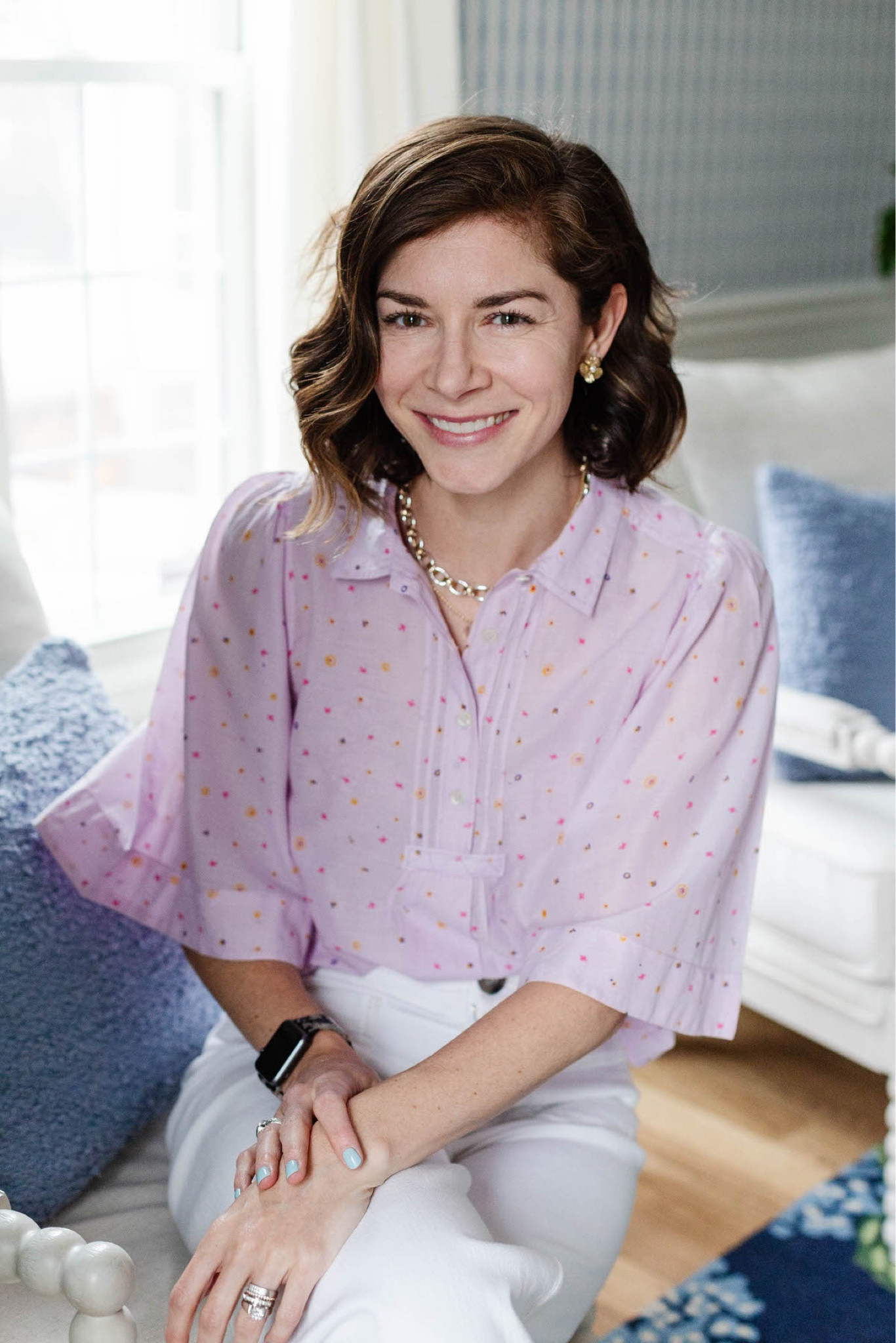 The best white pants + Peggy’s favorite jeans for fall. #jeans #pants #fallfashion

Don’t miss Peggy’s favorite white pants that aren’t see through, and the best jeans / pants in her closet. 

#LTKFind #LTKunder100 #LTKsalealert