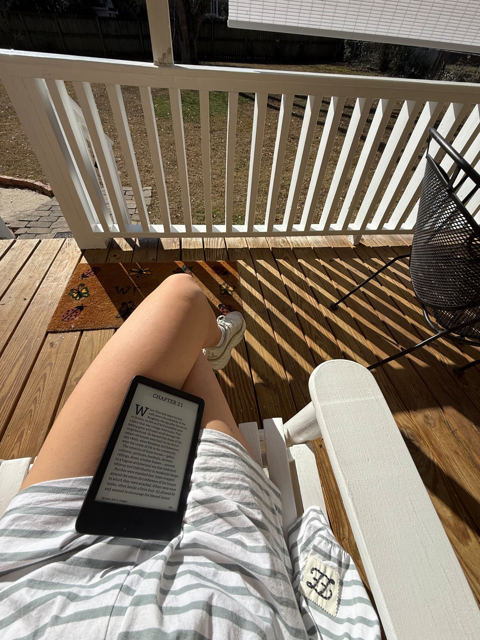 currently reading Theo of Golden! can confidently say i’m so invested in this book!!!

#LTKTravel #LTKSaleAlert #LTKselfcare