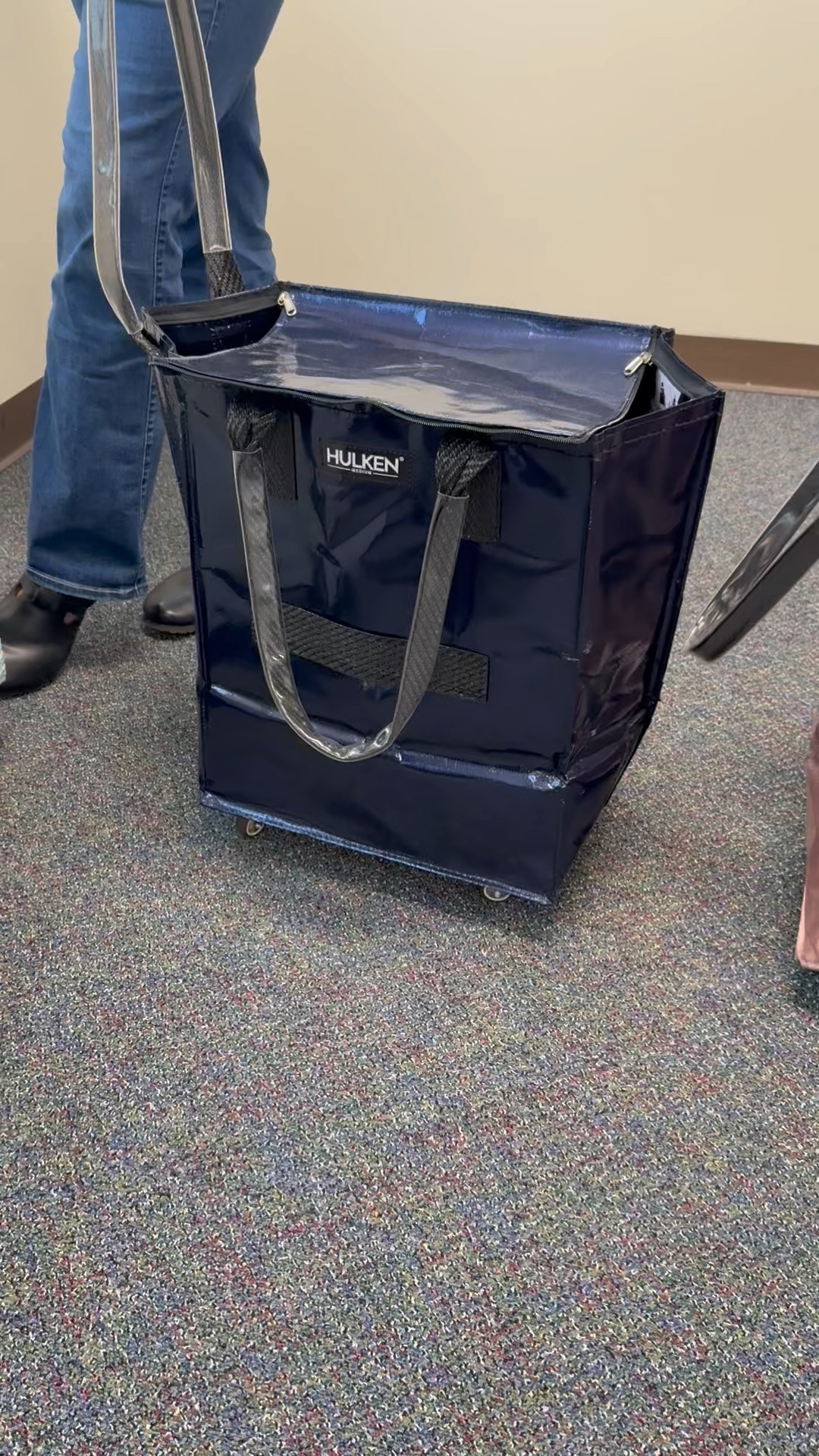 I’ve been wanting to order a Hulken bag for a long time. I’m sold after seeing these Midnight Blue Medium and Rose Gold medium sized Hulken bags.

They have unbreakable handle, iron steel swivel wheels, they fold halt for storage, and they have a built in coveted zipper! 

#LTKHome #LTKTravel #LTKActive