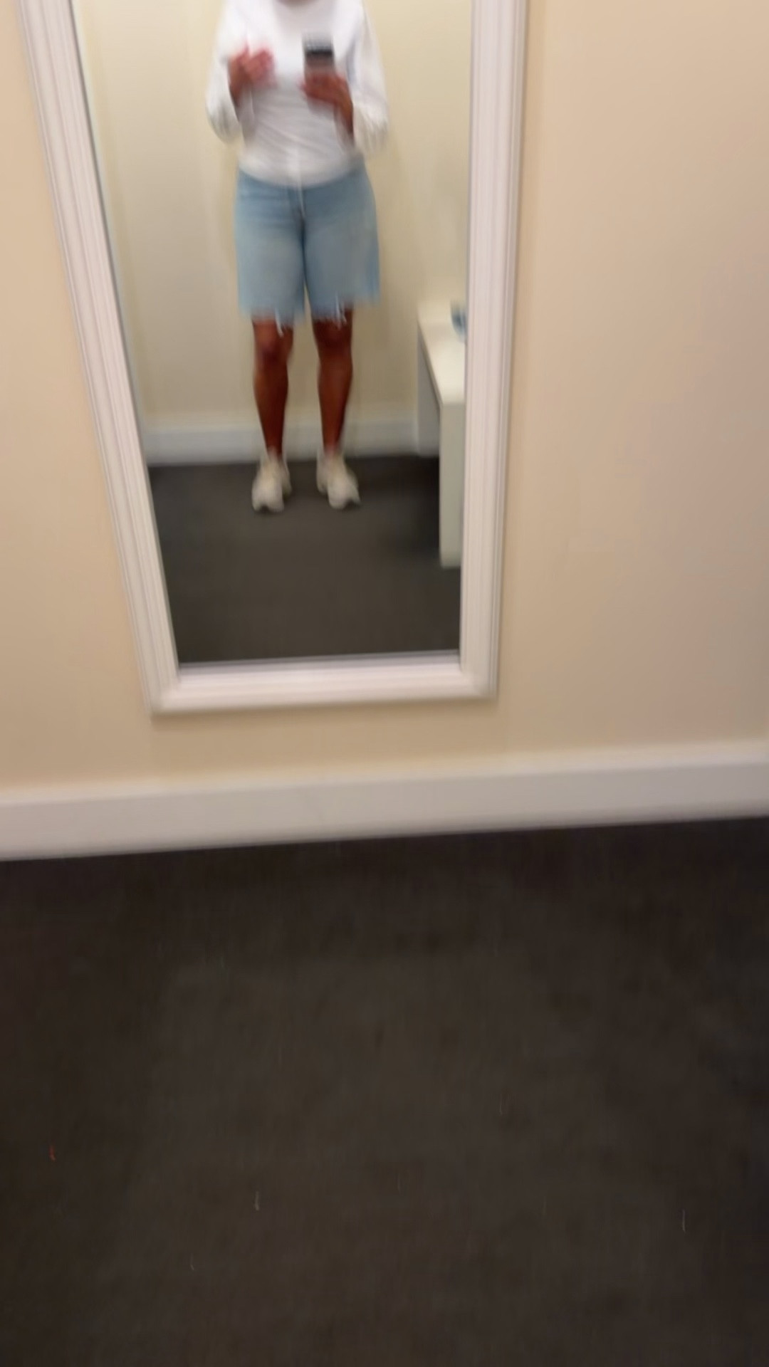 Did you know you can turn in any pair of jeans to Madewell and get $10 off of any new denim?



#LTKSaleAlert #LTKOver40 #LTKmomlife