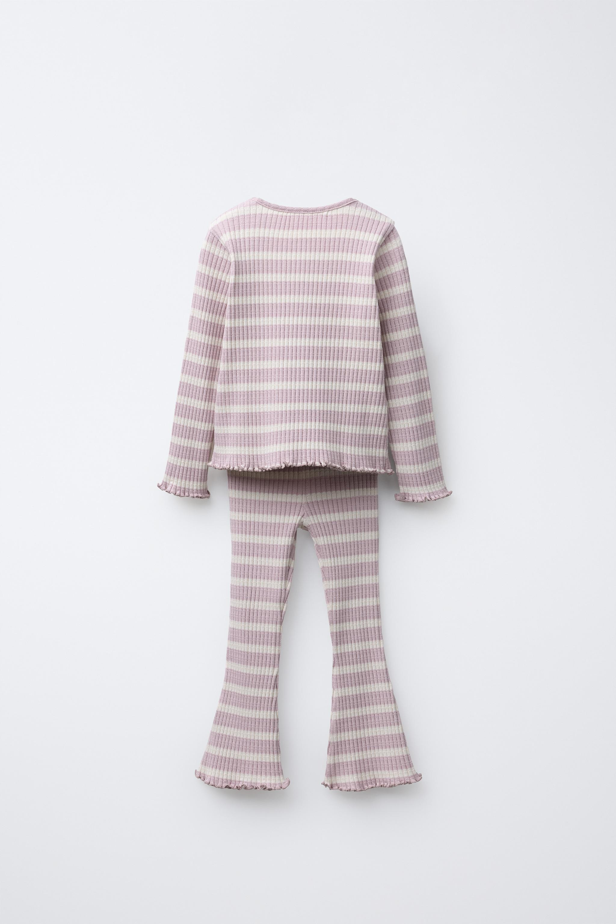 RIBBED FLARE LEGGINGS AND T-SHIRT SET | Zara US