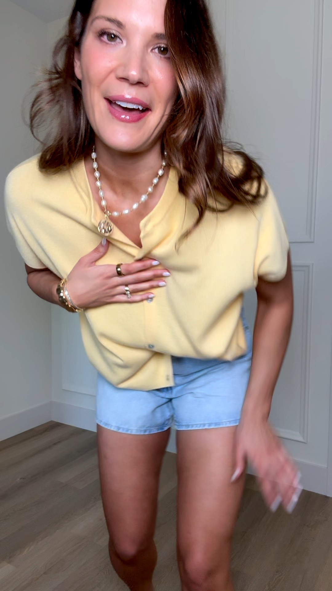 This yellow short sleeve cardigan is such a good spring layer. The color is so fun for the season and it is an easy piece to throw on over tanks or wear on its own. Perfect for everyday outfits or a simple, put together look.

Cardigan, Yellow cardigan, Spring outfits, Lightweight layers, Casual outfits, Everyday style, Easy outfits, Warm weather outfits, Closet staples, Stang and Co

#LTKSeasonal #LTKWorkwear #LTKootd