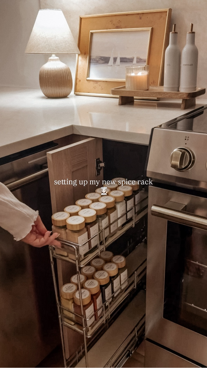 scooch over garlic salt & powder… you’ve got company 😆



#organizedhome #kitchendecor #spices #kitchencabinets #homeorganization

#LTKHome