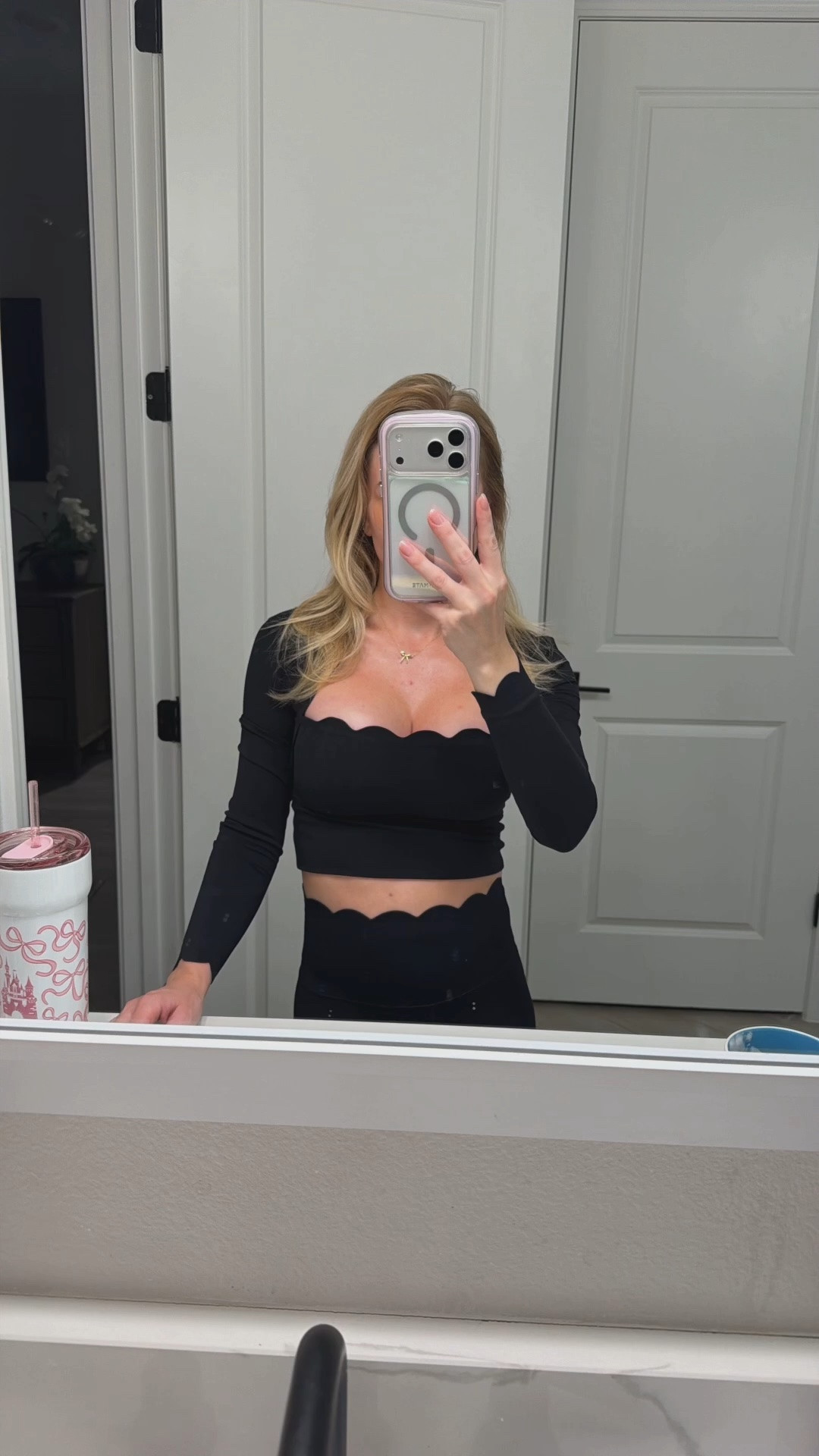 Cutest workout clothes 🖤

#LTKgrwm #LTKootd #LTKActive