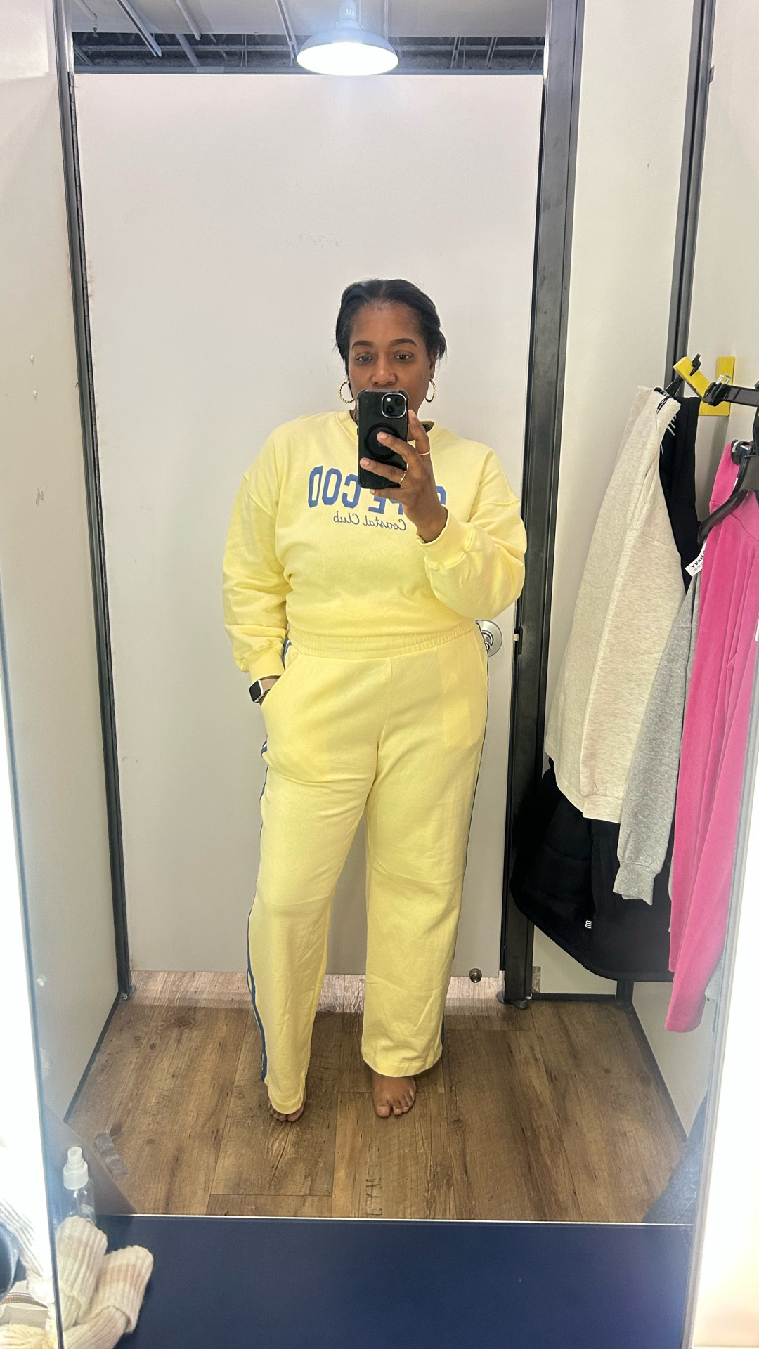 Getting ready for spring. Choosing quality sweatsuits  that actually hold their shape, spring colors that poo without trying to hard and prices that make building a whole off-duty wardrobe easy.

Linked my exact set!
Midsize|midsize gals |tall girl friendly | curvy girls |sweat suit | Old Navy 