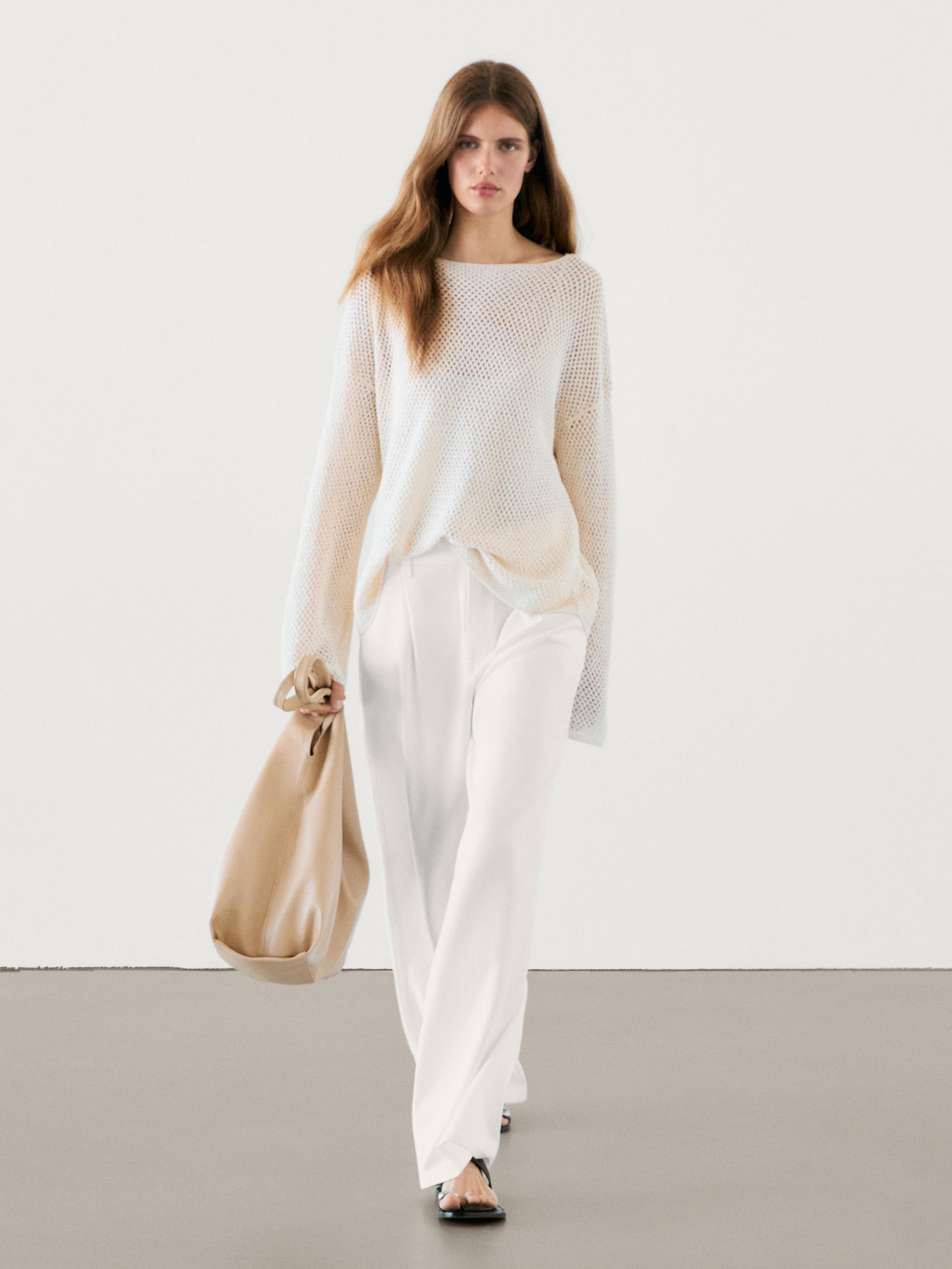 Mid-waist wide-leg jeans with darts | Massimo Dutti US
