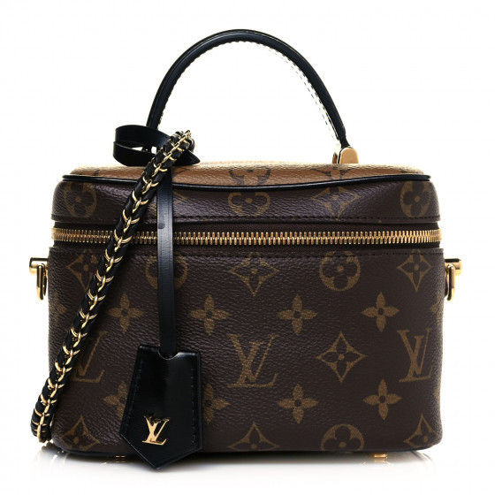 LOUIS VUITTON

Reverse Monogram Vanity PM | Fashionphile