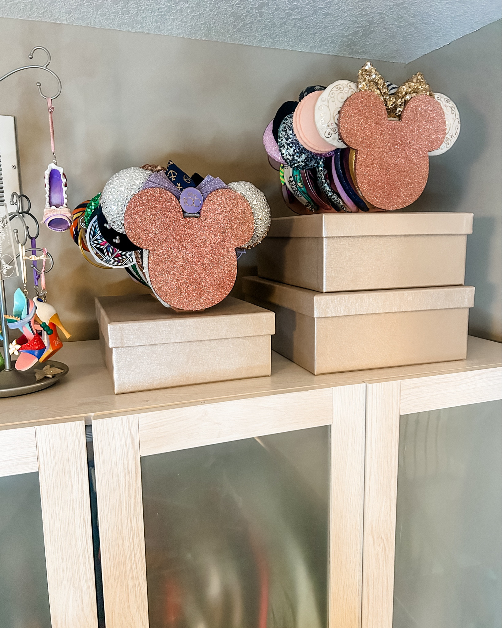 About my ear holders… 🤩✨💖 These are handmade from Etsy! I ordered them a number of years ago and they have held up great! I’ve got the rose gold color and the shop still has them available! 🎉

#LTKHome #LTKFindsUnder100 #LTKTravel