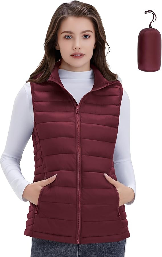 SLOWTOWN Women’s Lightweight Puffer Vest Packable Warm Winter Puffy Vest with Detachable Hood | Amazon (US)