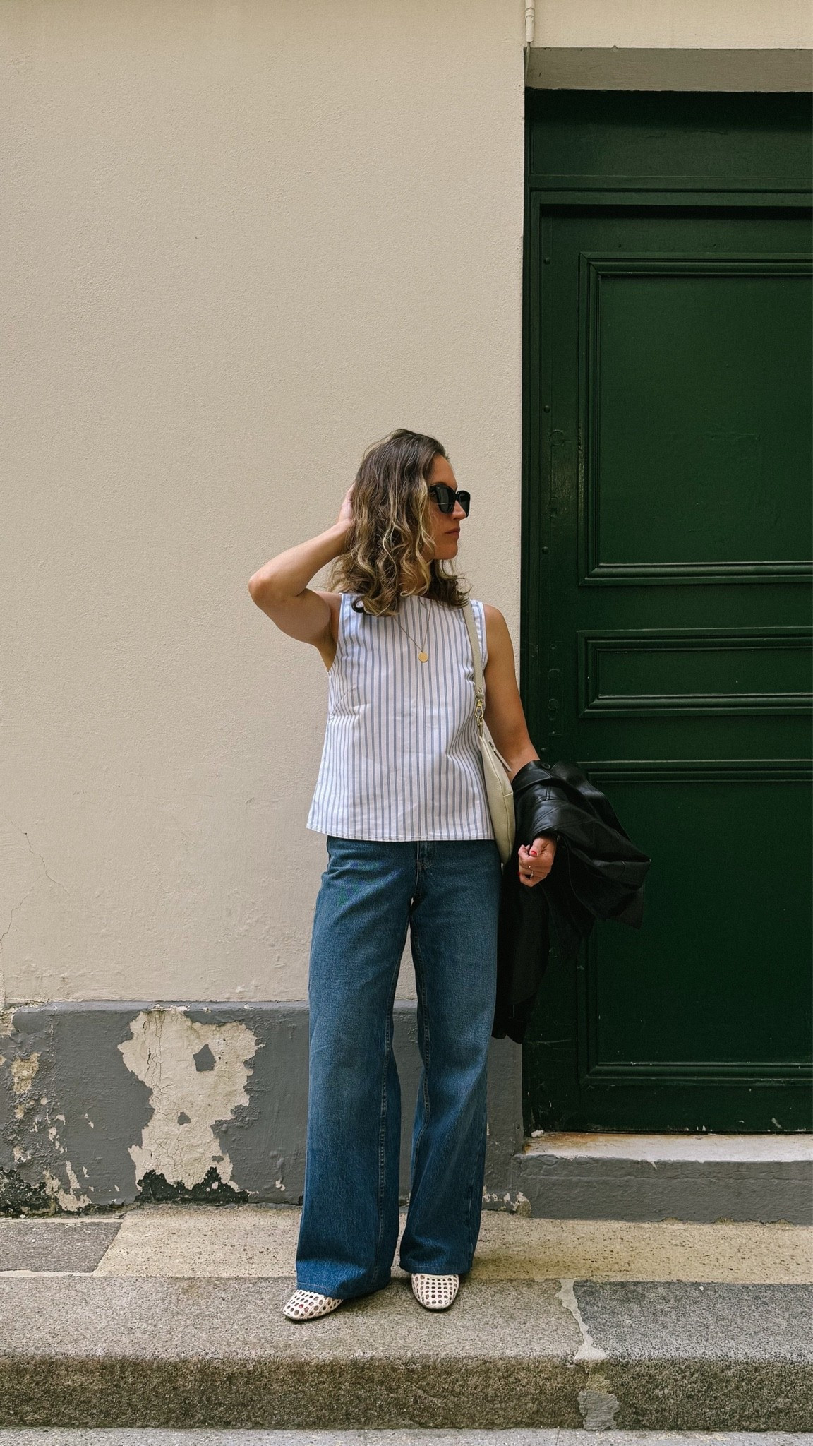 Paris OOTN

J.Crew top, XS, TTS. Sèzane denim, 25, TTS. Sam Edelman flats, TTS. Sèzane leather jacket, 2, runs small in the shoulders. Quince sunglasses. Abby Alley bag, ASHLEYR15 for 15% off.

#LTKOver40 #LTKPetite #LTKTravel