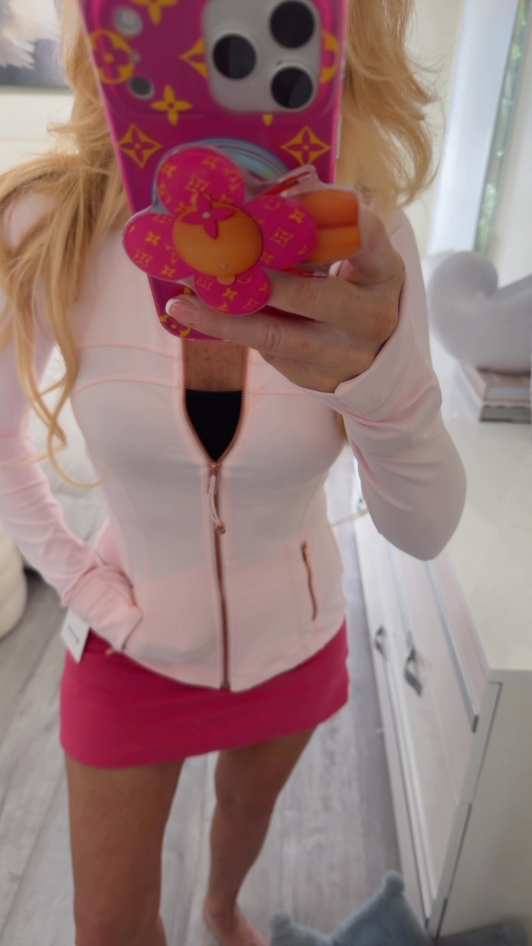 Love this jacket! Wearing on repeat 

#LTKgrwm #LTKootd #LTKdayinmylife