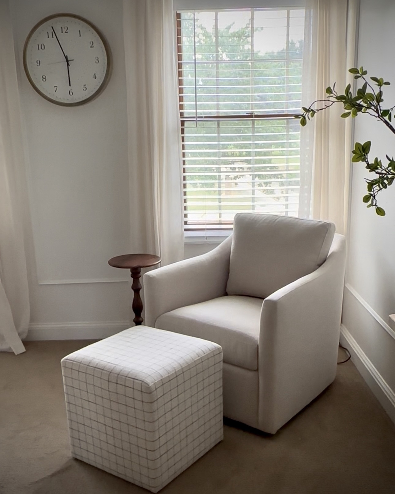 Here is a list of all the swivels I personally own- or installed at one of my clients homes.

#LTKHome