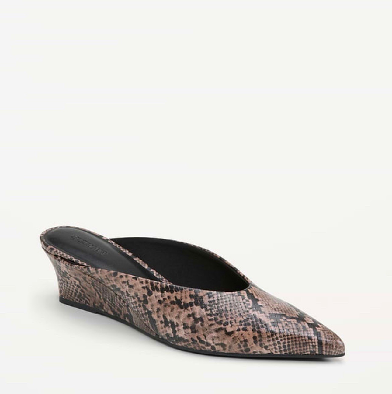 Old Navy Snake Mules 😍