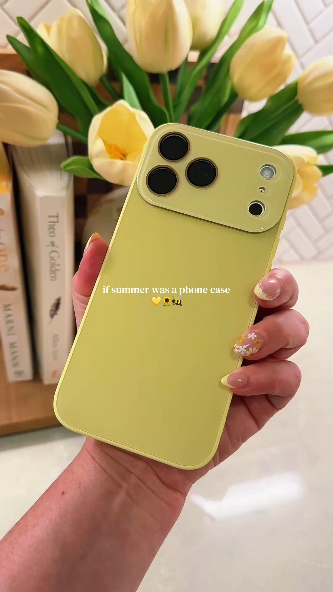 Butter yellow phone case 

Phone accessories phone case iPhone case