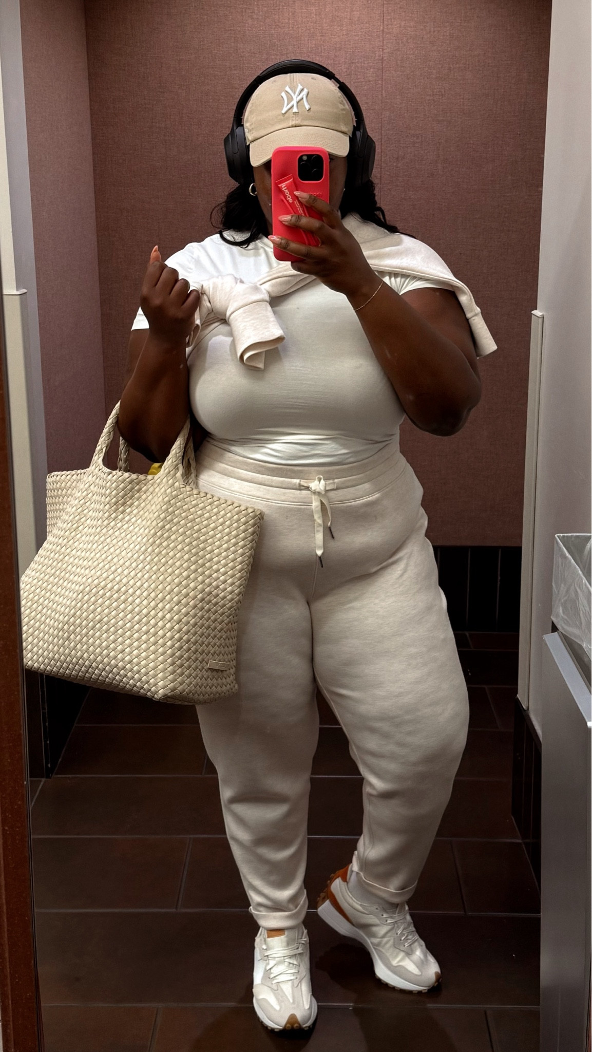 Airport Travel Outfit (2X)

#plussizefashion #traveloutfit #matchingsets 

#LTKTravel #LTKFindsUnder100 #LTKPlusSize