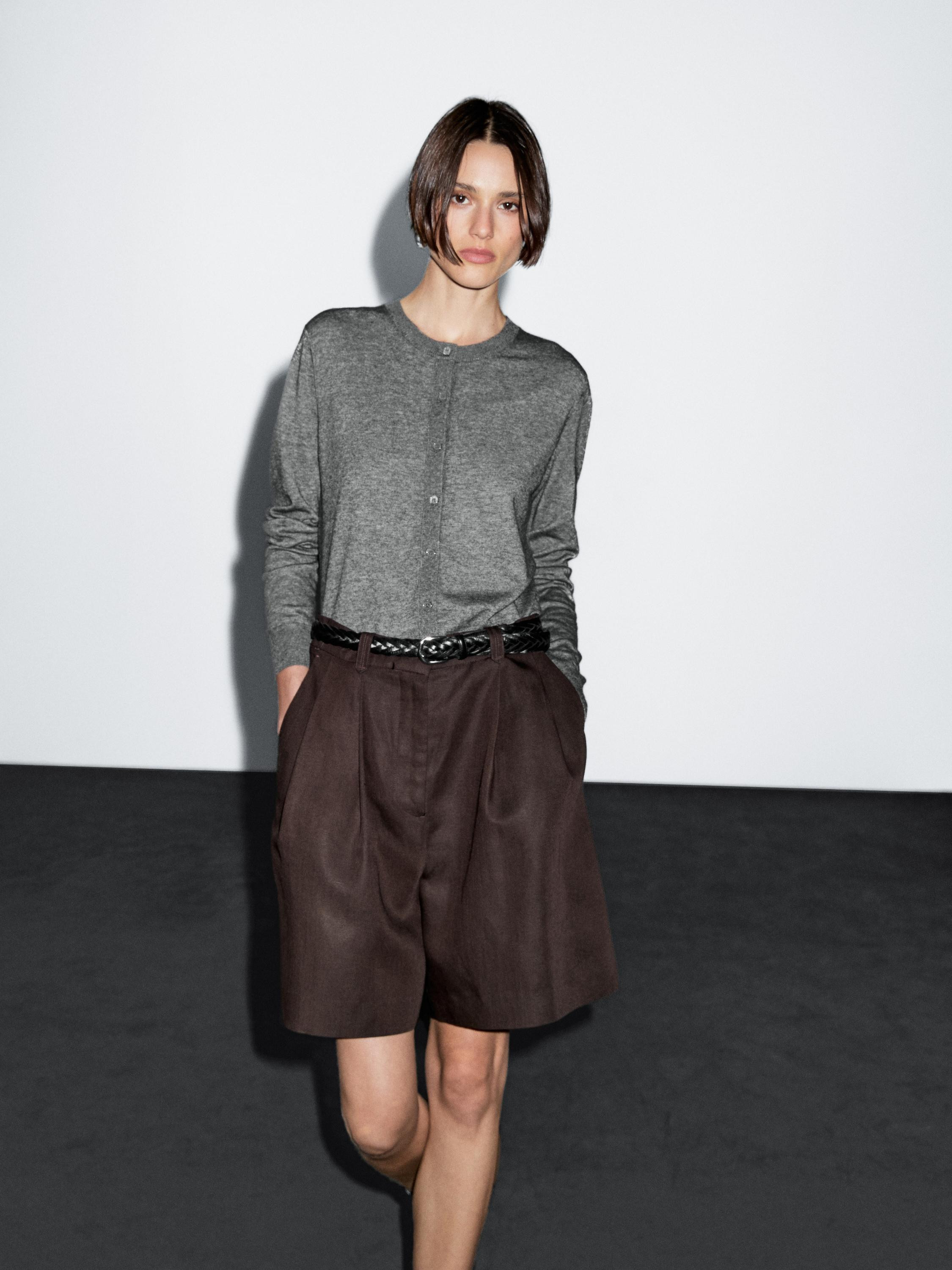 Strickcardigan aus Wollmischgewebe mit Rundausschnitt | Massimo Dutti DE