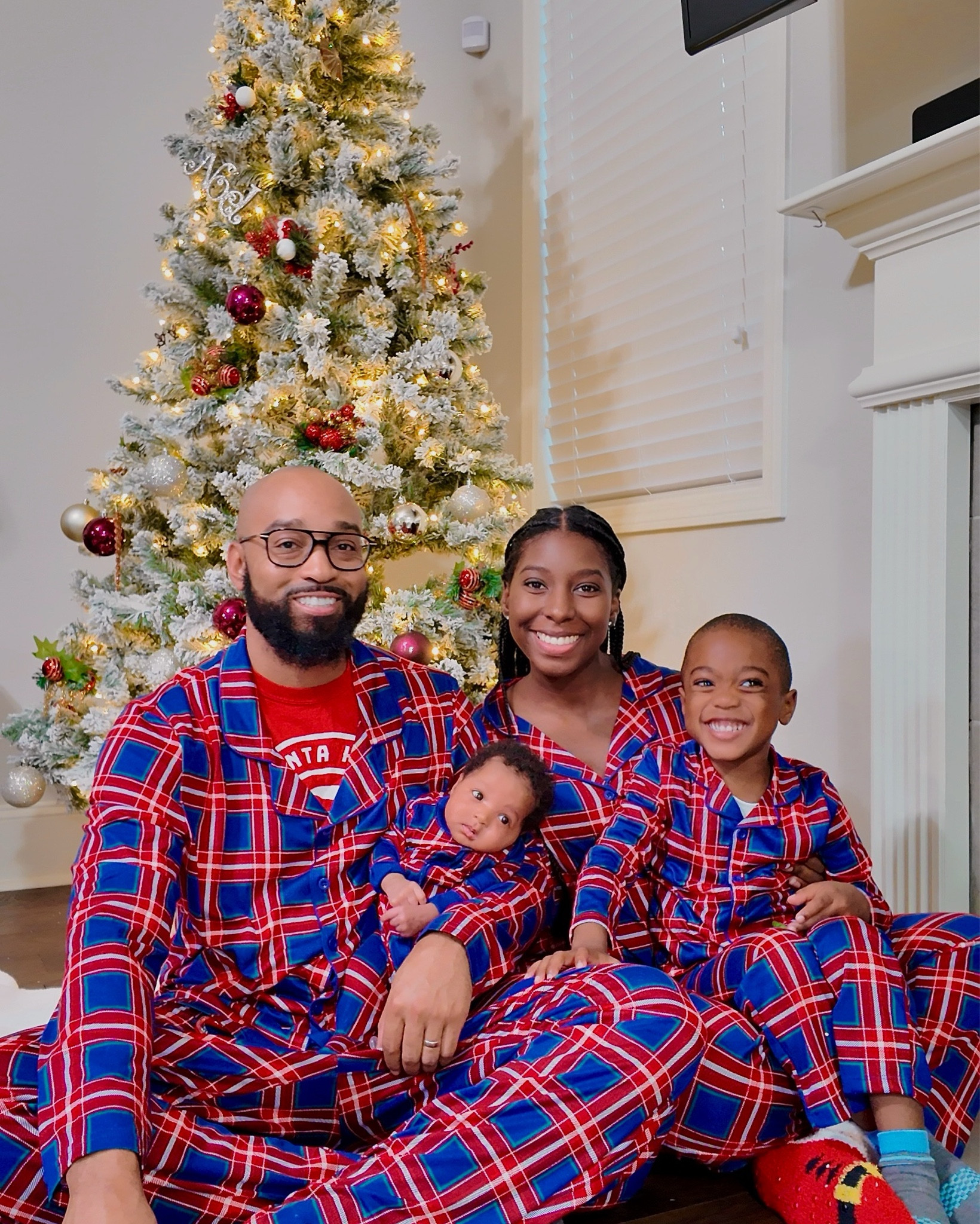 Another year, another set of matching Pajamas

#LTKFindsUnder50 #LTKSeasonal #LTKHoliday