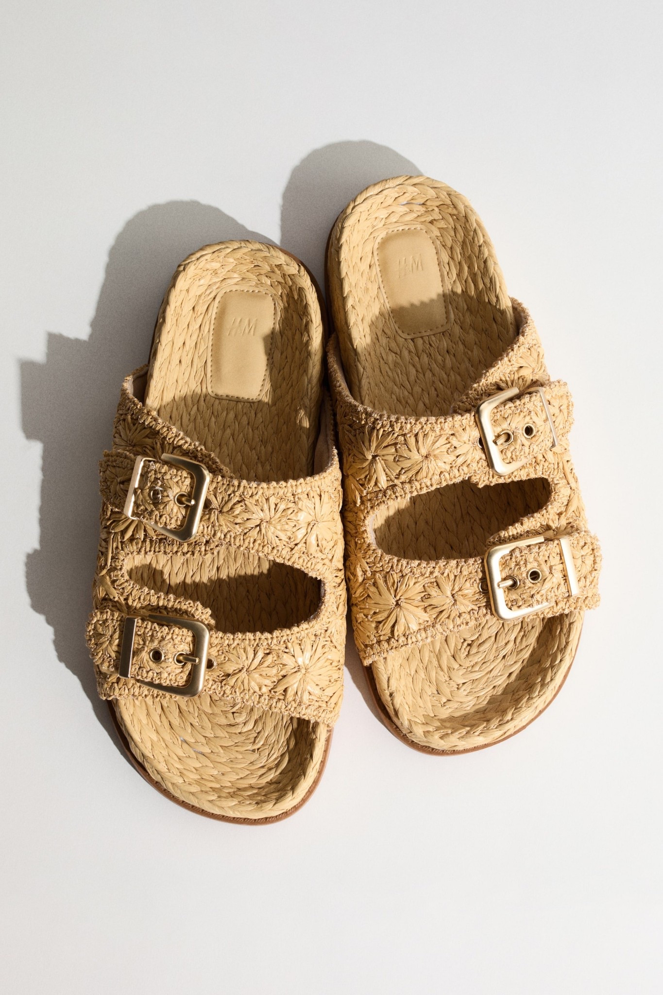 Raffia sandals