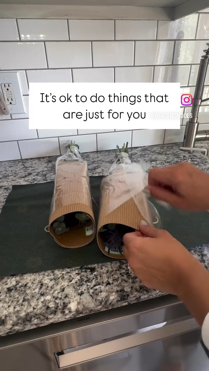 The most gorgeous Halloween/ Fall floral bouquet. 

#LTKHalloween #LTKHoliday #LTKVideo