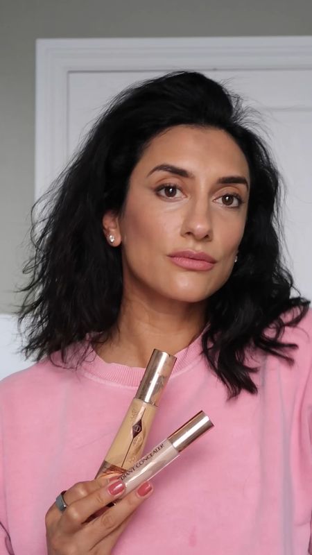 FOUNDATION FRIDAY - I’m trying a medium coverage foundation by @charlottetilbury from the Beautiful Skin Range. I’d say this is a really good hydrating formula that’s long lasting and gives you a beautiful glow. The exact products I used are below:

#MinimalEffortMaximalImpact #FoundationFriday #BeautifulSkinFoundation #browngirlfoundation