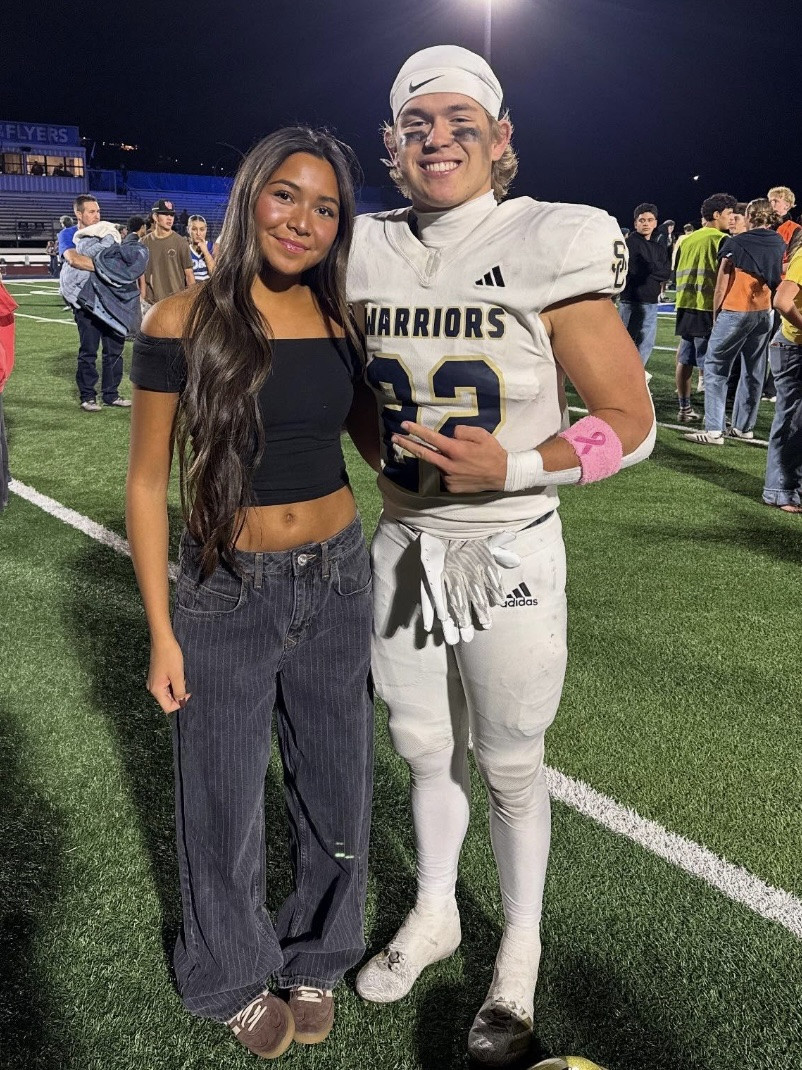 Game day OOTD 🖤

#LTKFindsUnder100 #LTKU #LTKootd