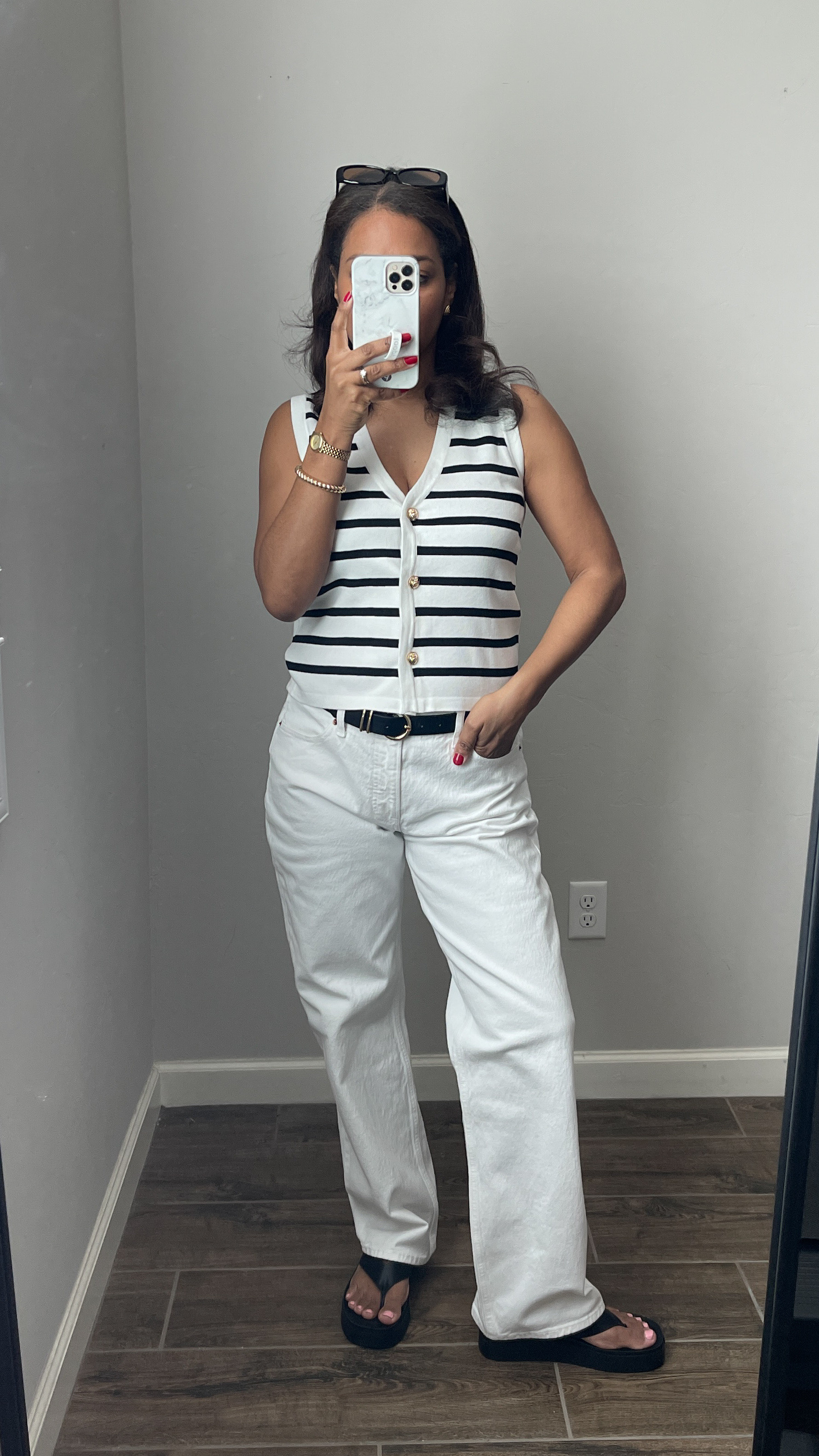 Today’s OOTD! Small in tops. Medium typically in sweaters. Pants are size small or 4, jeans are a size 27 regular 
Outfit of the day, OOTD, outfit details 

#LTKFindsUnder100 #LTKWatchNow #LTKFindsUnder50
