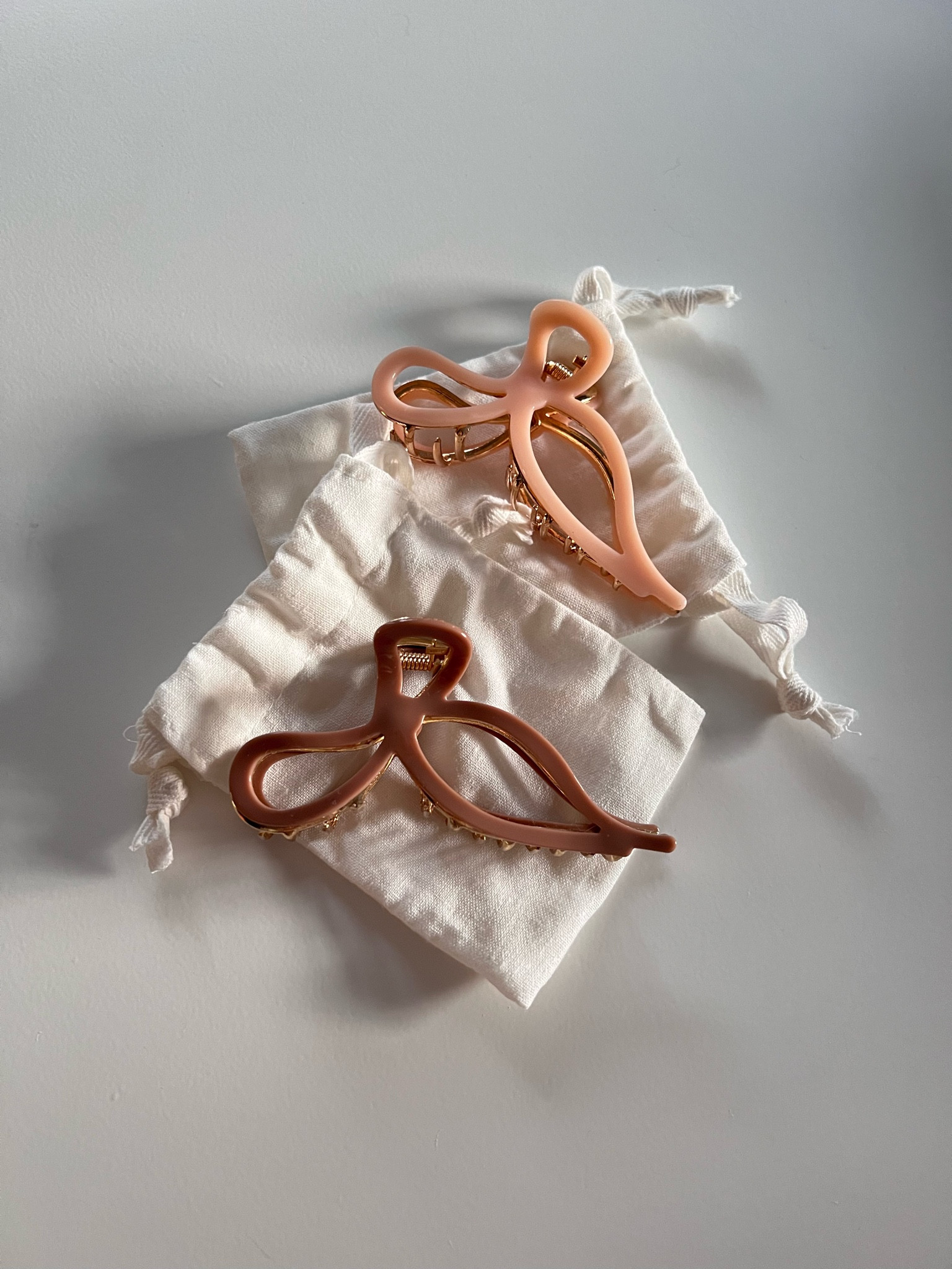 🎀 hair clips ! 

#LTKstyletip #LTKMostLoved #LTKsalealert