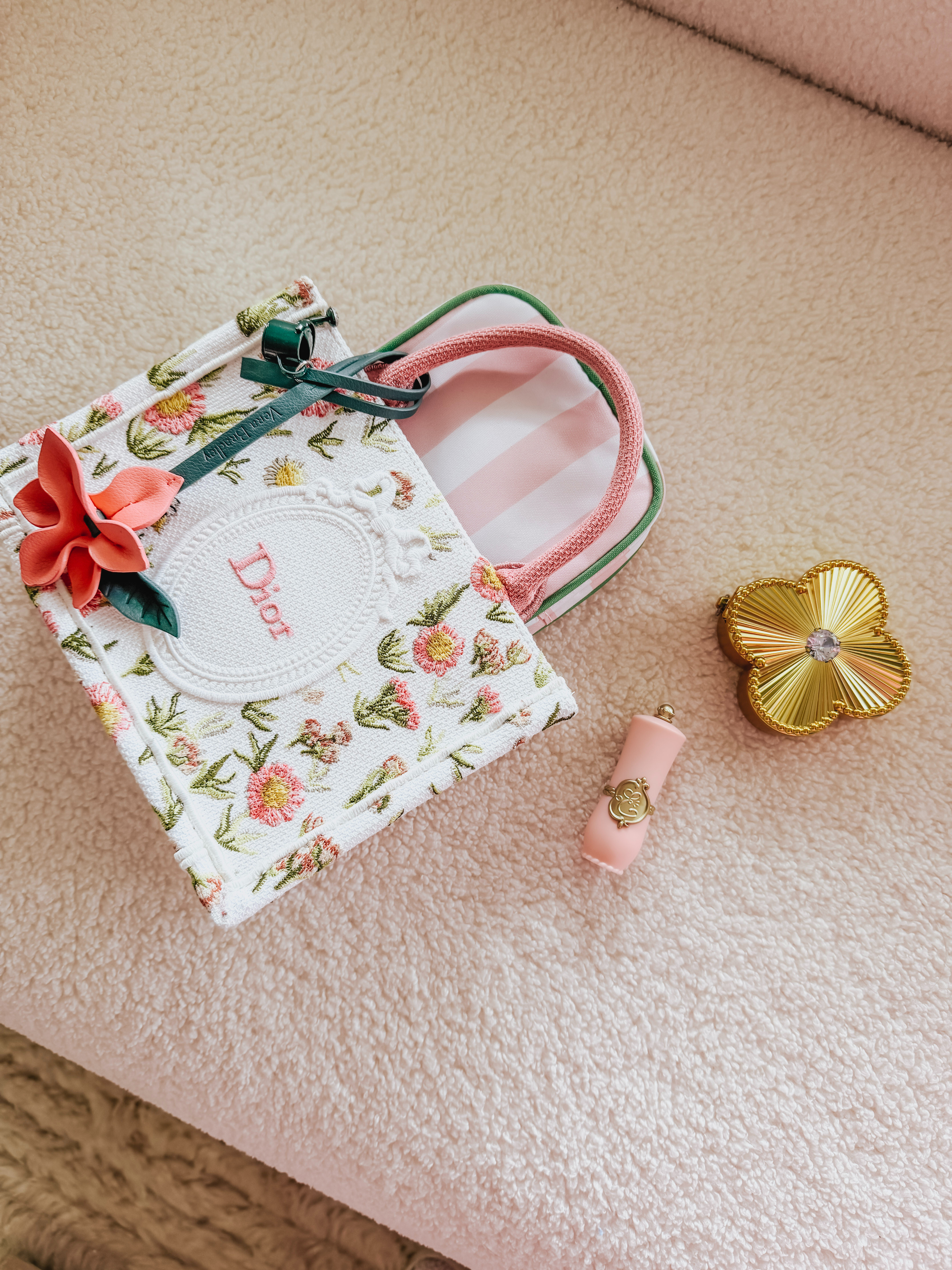 Picture a pink purse that feels intentional, not overdone, filled with all the perfect things that match. The kind of piece that turns heads quietly, rather than shouting for attention. The overall effect is cohesive, polished, and quietly luxurious. It feels like something you’d carry not just to match an outfit, but to define it. 

 #LTKdayinmylife #LTKmomlife #LTKBeauty