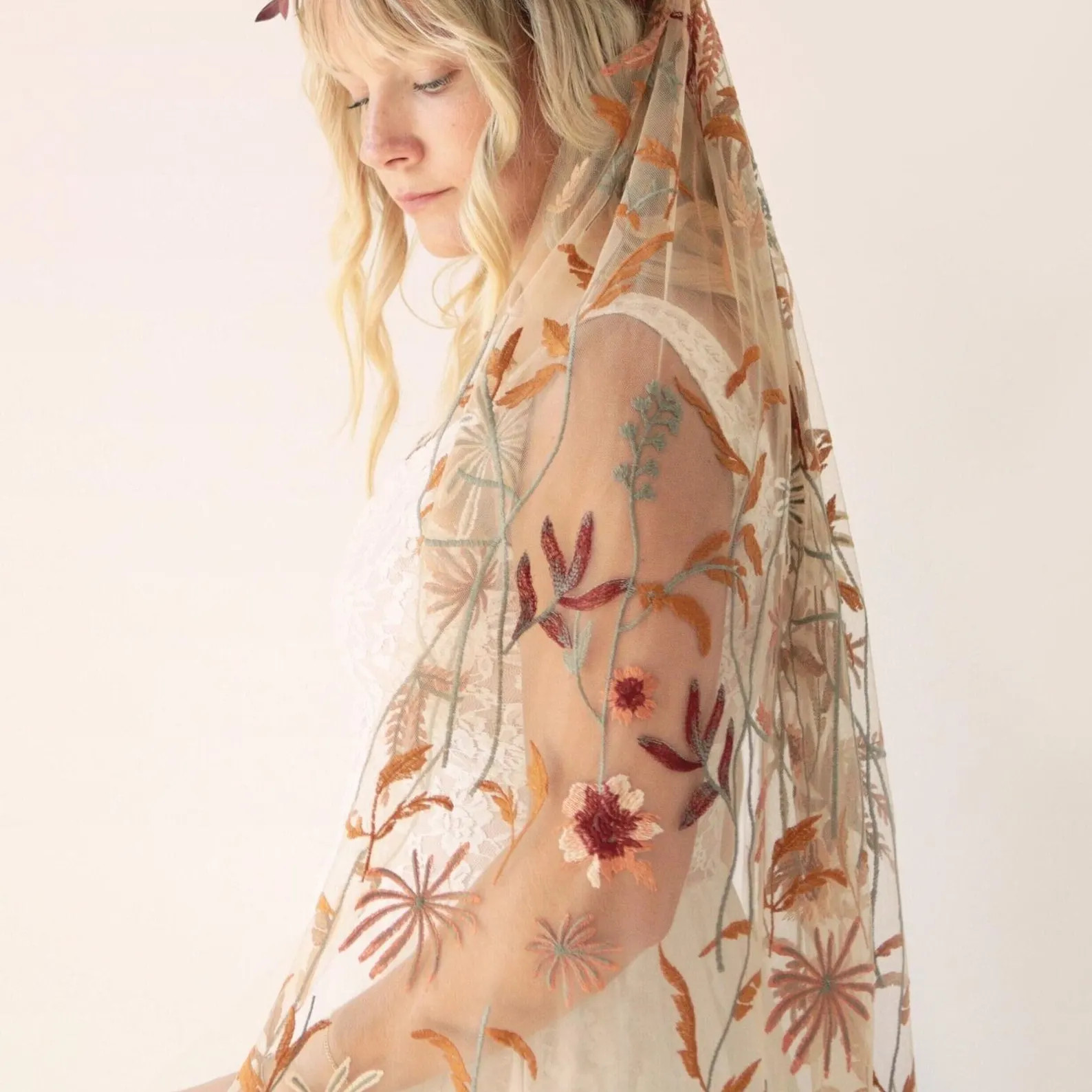 Autumn Foliage Veil, Rust Flower Veil, Burnt Orange, Unique Bridal Veil, Fall Bridal Veil - Etsy | Etsy (US)