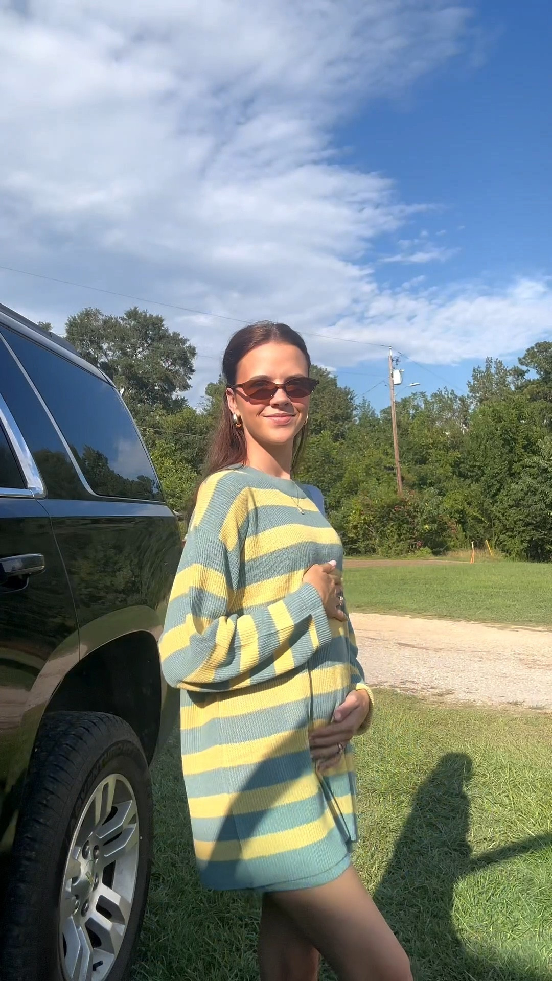 A pregnant mom who is ready for fall 🙂‍↔️
Give me all the comfort and matching sets!
#toddlermom #momootd #youngmomstyle #pregnantmama 

#LTKBump #LTKStyleTip #LTKFindsUnder50