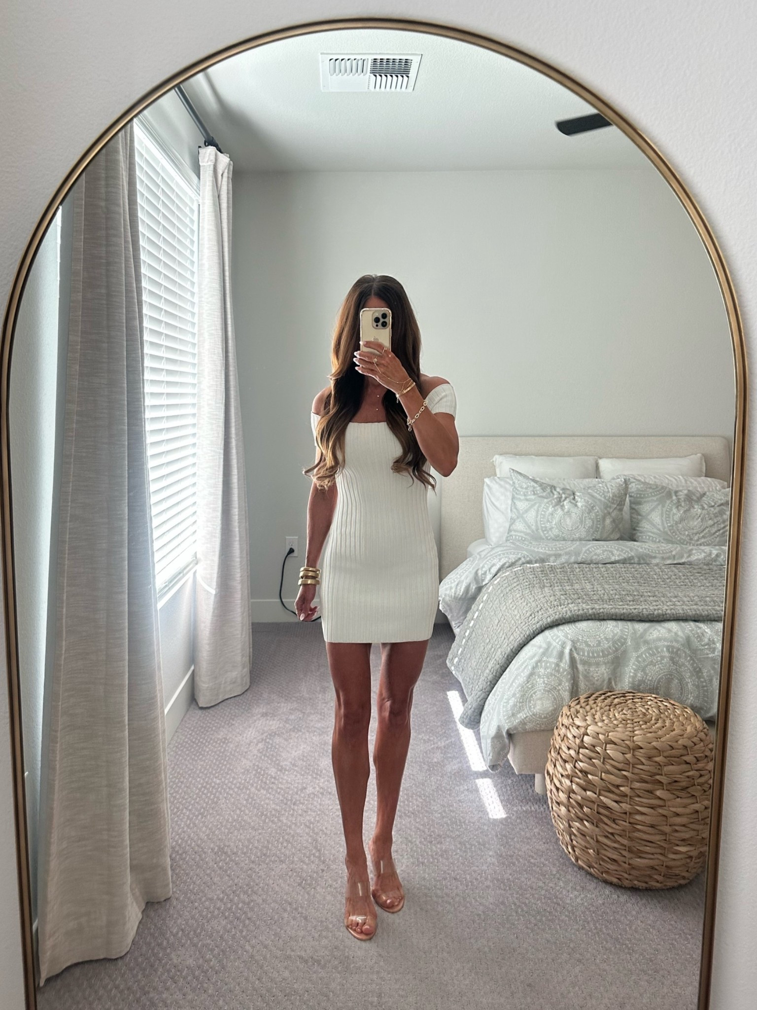 Wearing small and linked similar 🤍