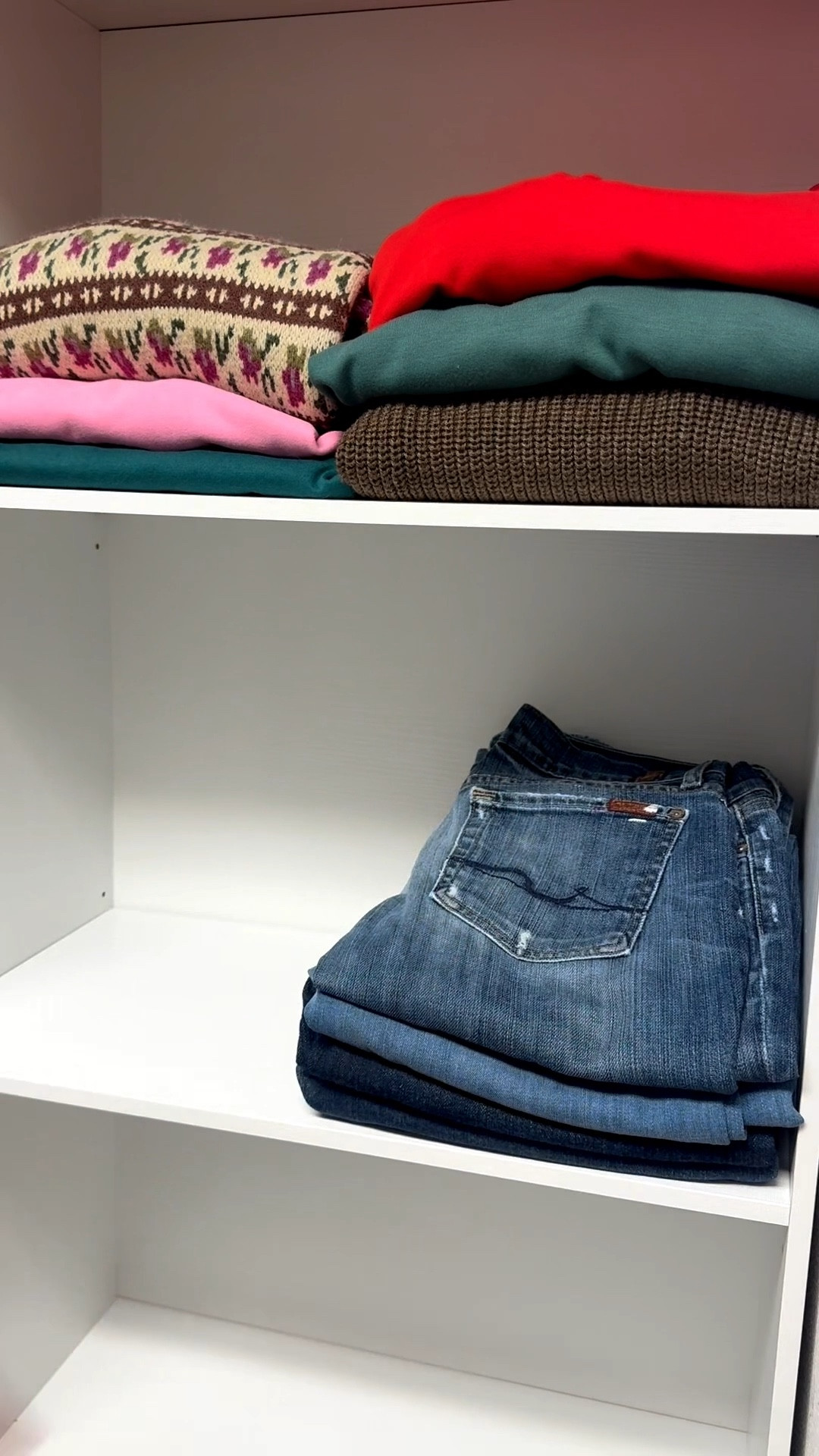 Loving all the extra storage this shelf has! 


#LTKdayinmylife #LTKHome