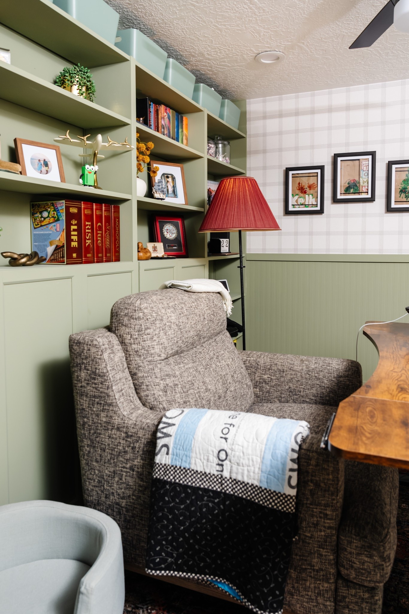 Office details. Kelly is still loving this space. Wanted to share all the details here 

#LTKHome #LTKSaleAlert