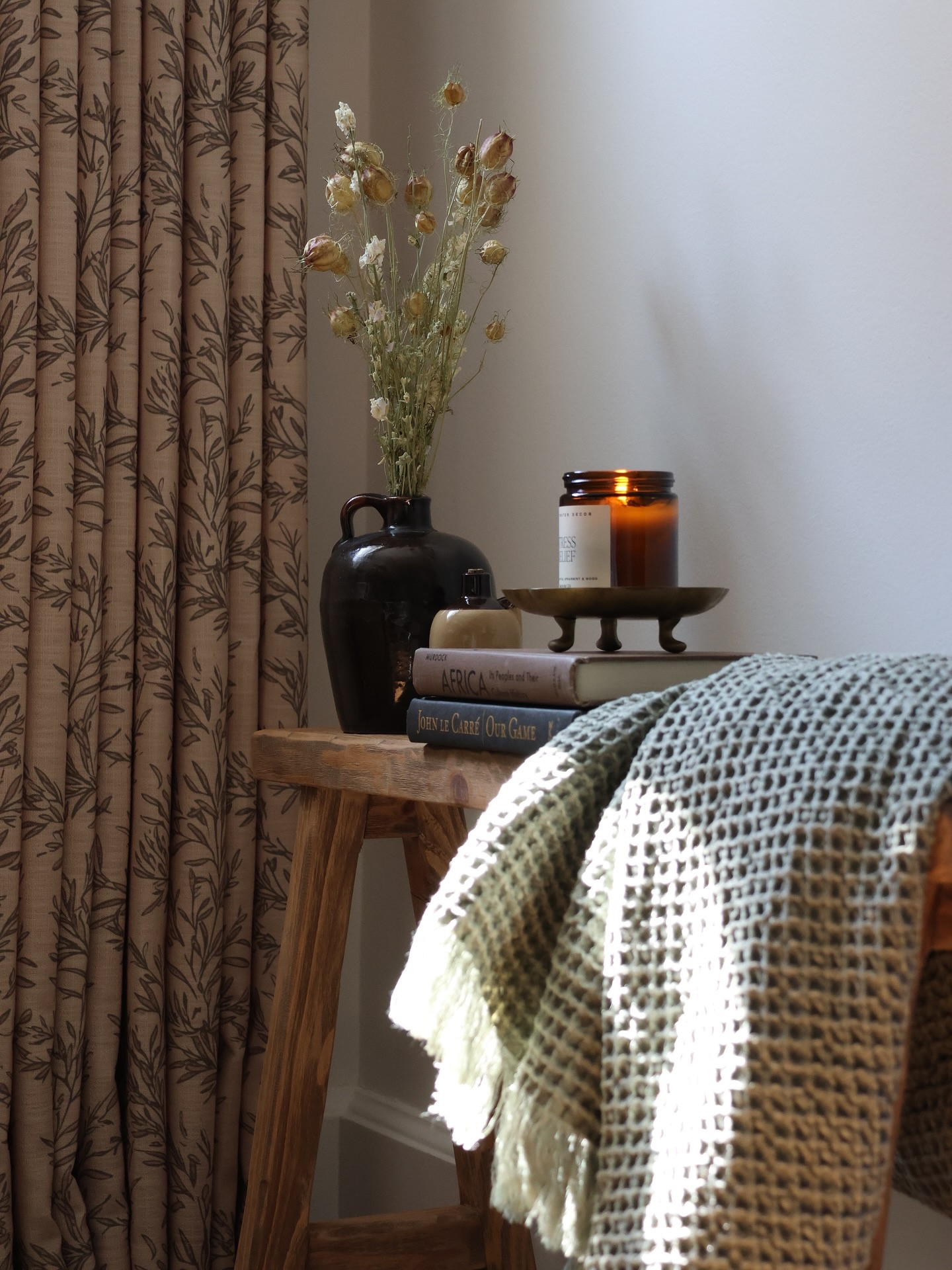 Office stills 📸 Happy Friday! 🤎

Use code COLETTEMARIE for a discount on two pages curtains! 

↑ SHOP my LTK account 🔗 in bio
_________________________________________

Home Decor | Timeless Interiors | Modern Organic | Transitional Style | Cozy Home | Charm | Character | Collected | Vintage | Office Design | Functional and Pretty | Room Refresh | Custom Curtains | Nautical Influence