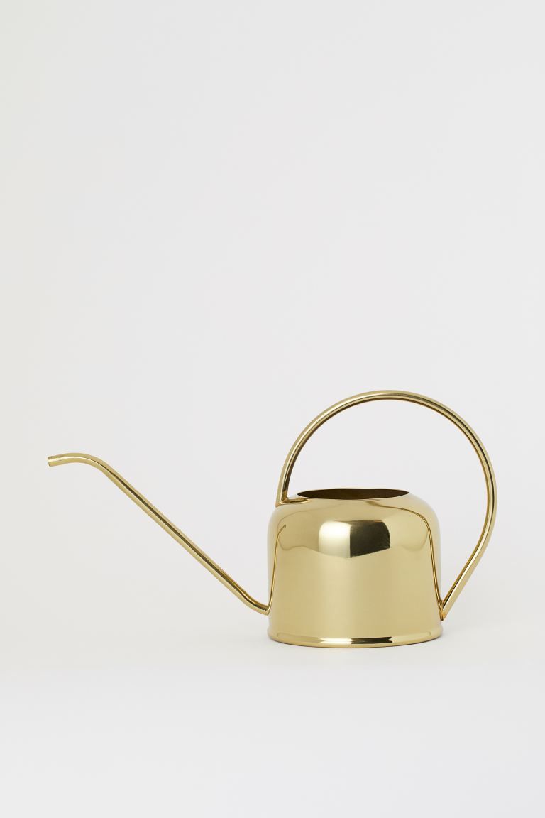 Metal watering can - Gold-coloured - Home All | H&M GB | H&M (UK, MY, IN, SG, PH, TW, HK)