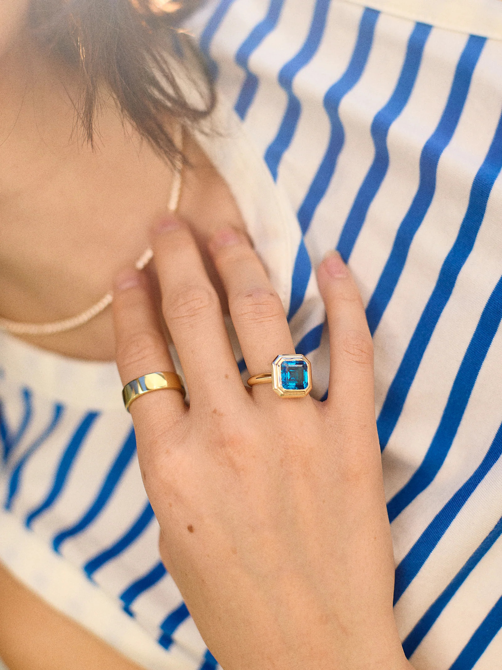 Gold Etched Bezel Custom Birthstone Ring - Peridot | BaubleBar