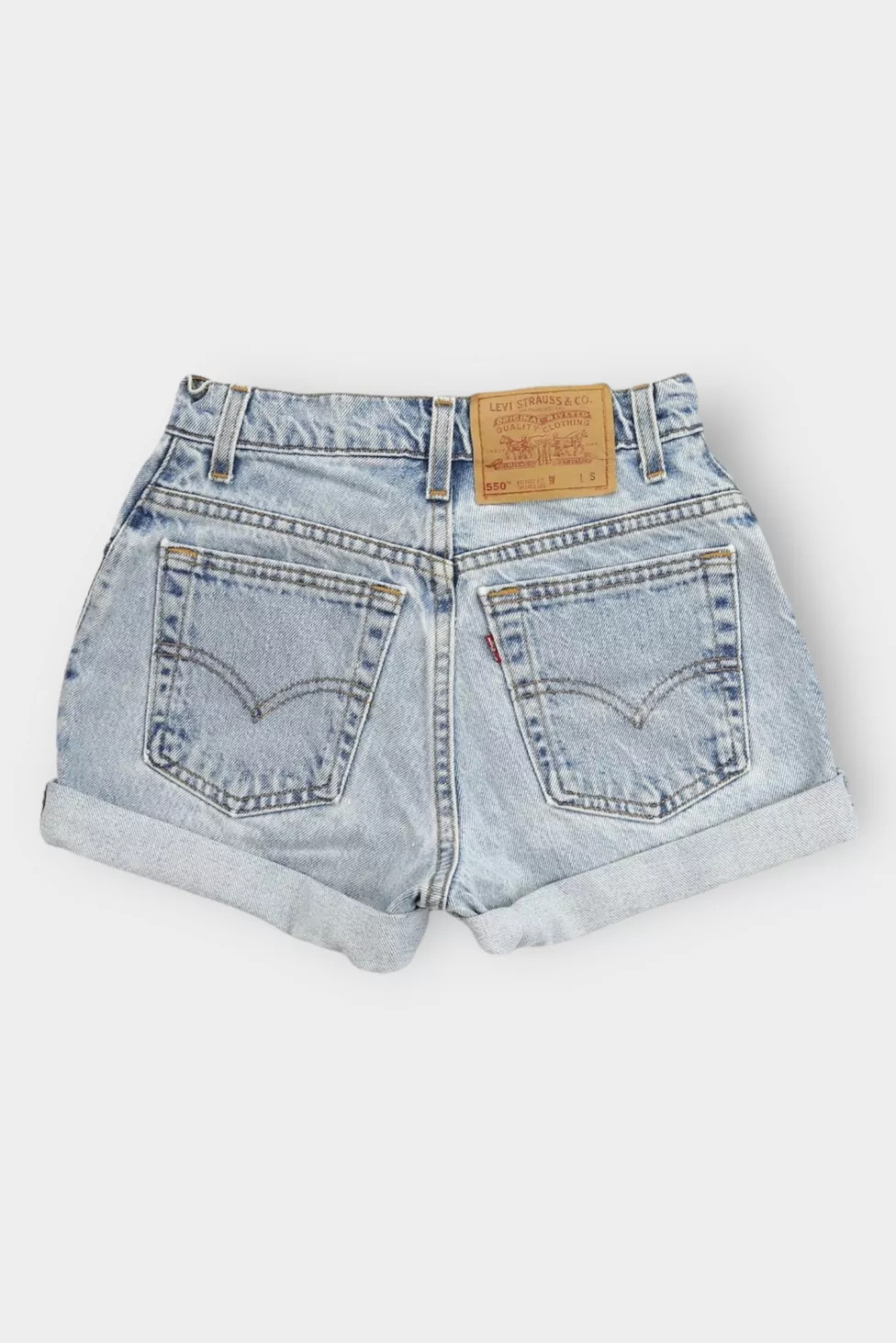 Vintage  Levi’s® 550 Light Wash Mid-Rise Cuffed Shorts | Urban Outfitters (US and RoW)