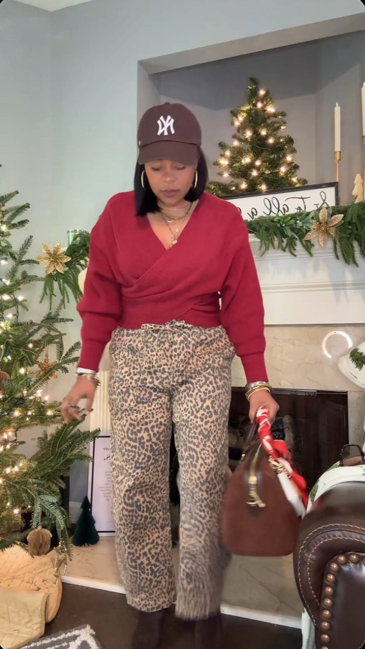 A solid top and a statement patterned bottom is an easy outfit to throw together on those days you don't want to think about what to wear  

#LTKFindsUnder50 #LTKOver40 #LTKmomlife